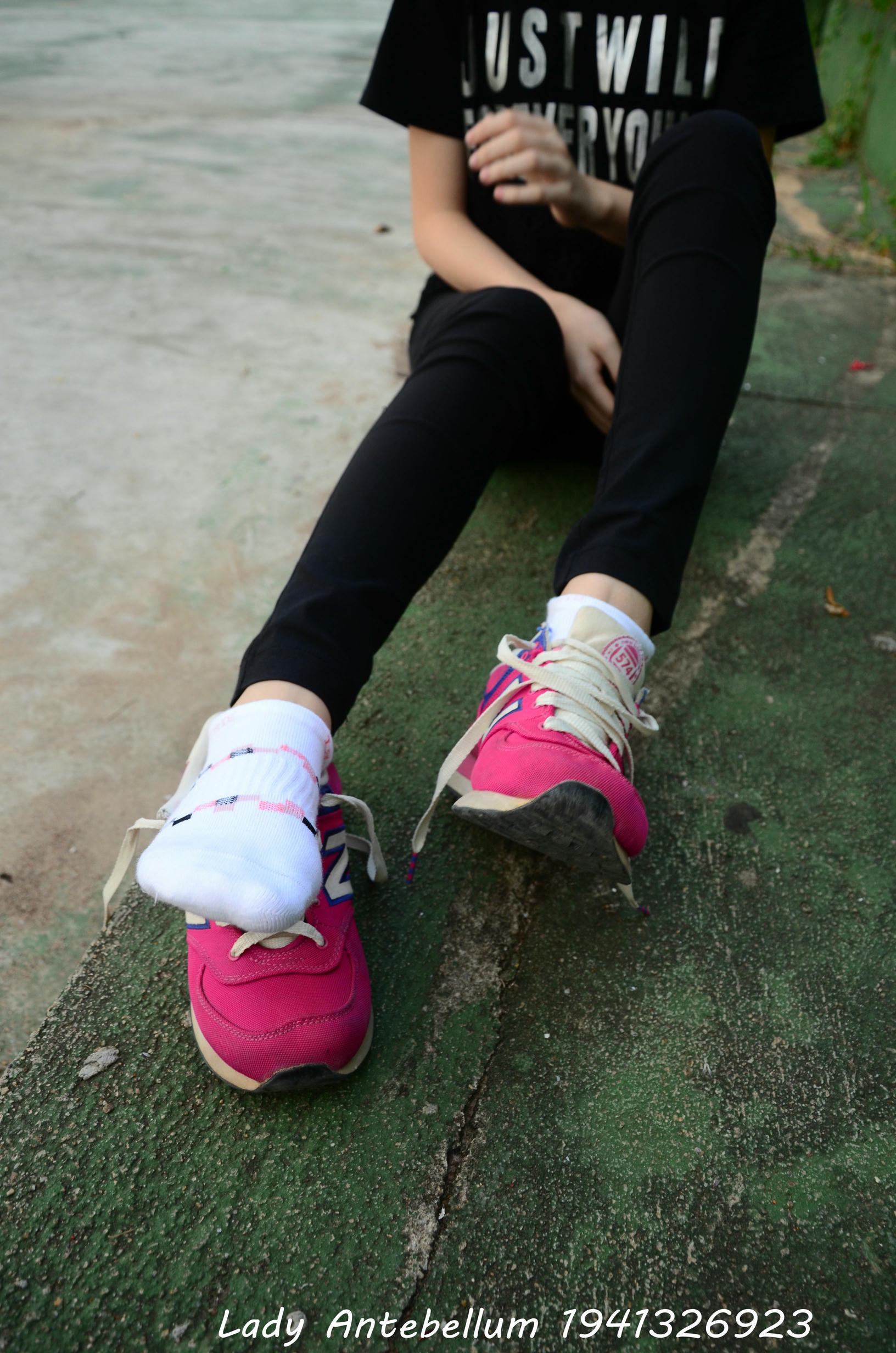 [战前女神] 恋足美腿棉袜女神级摄影套图 062 [78P-147MB]_第3集