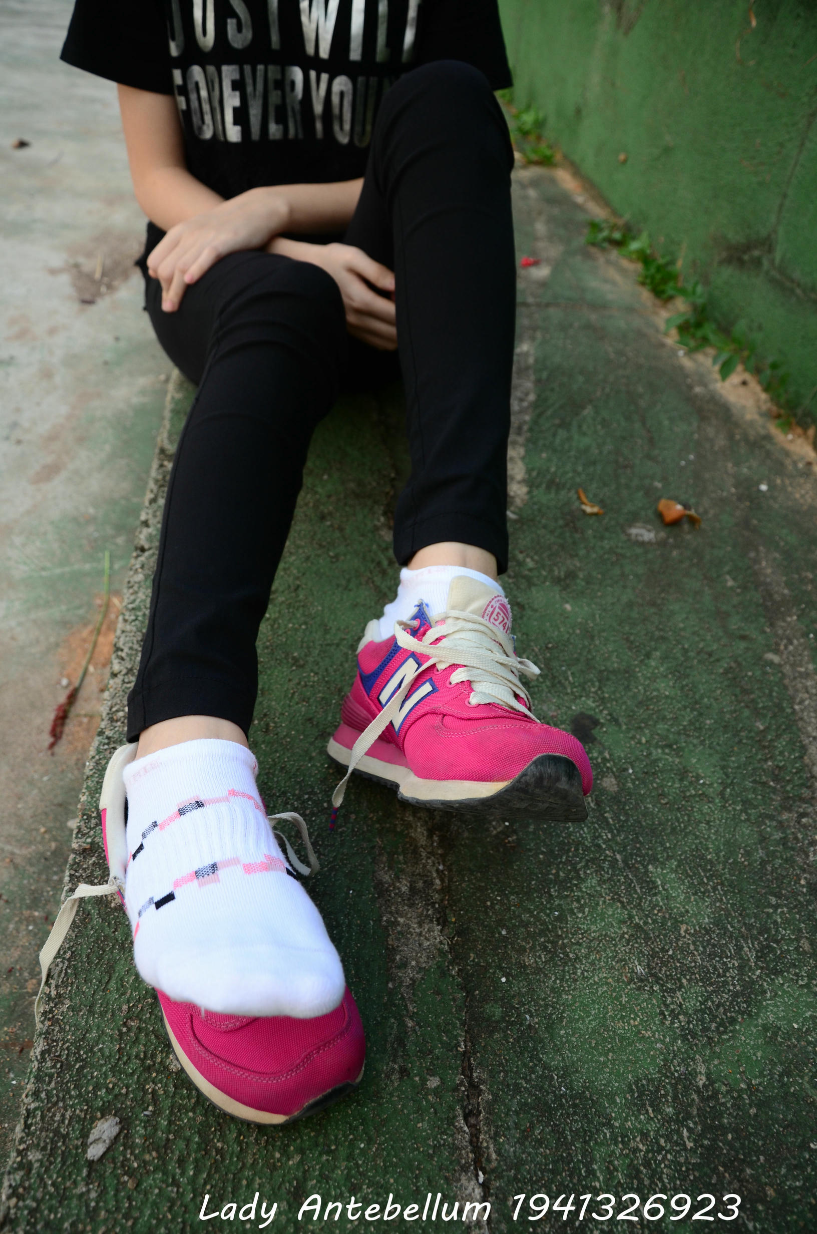 [战前女神] 恋足美腿棉袜女神级摄影套图 062 [78P-147MB]_第3集