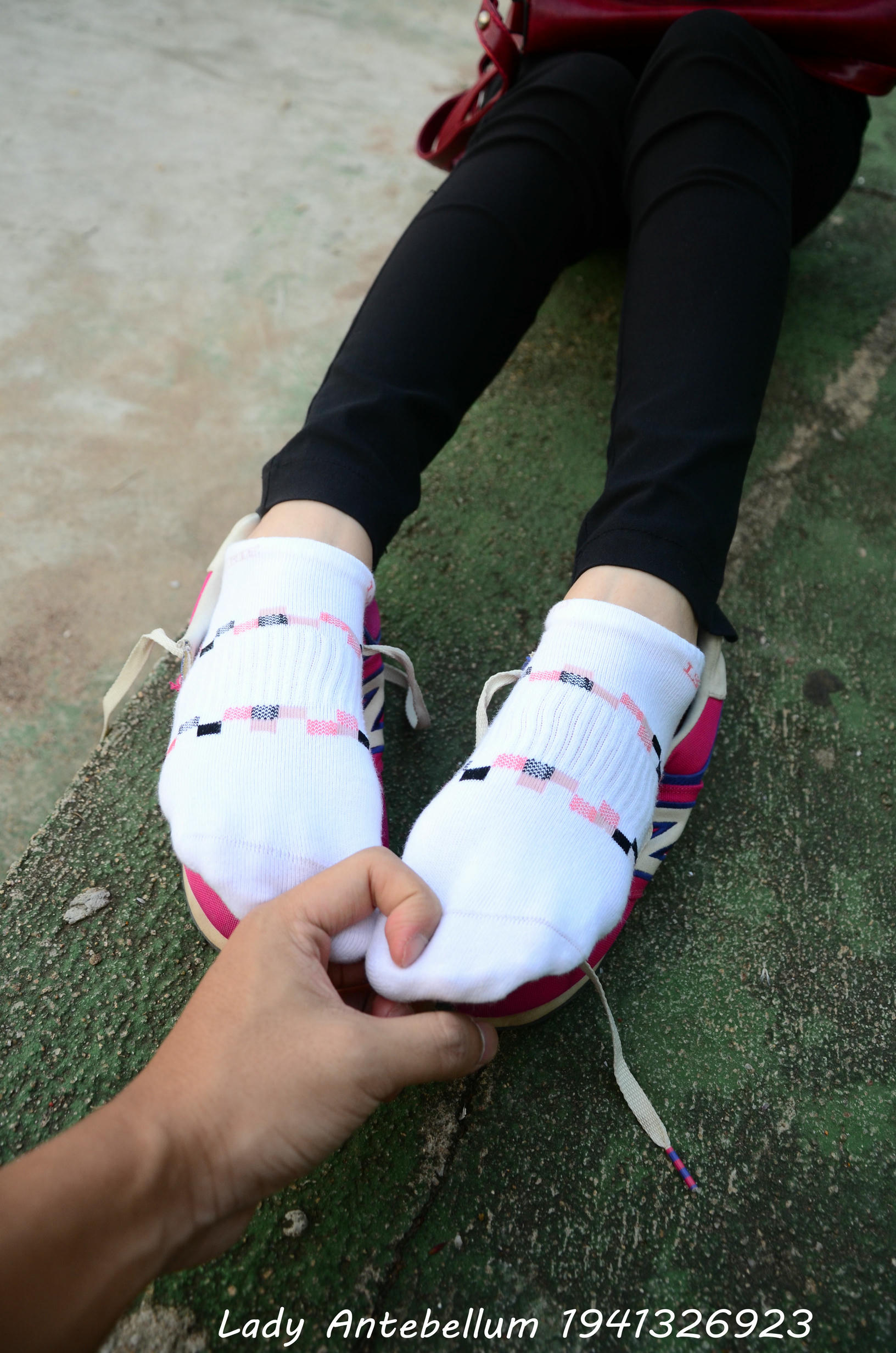 [战前女神] 恋足美腿棉袜女神级摄影套图 062 [78P-147MB]_第4集