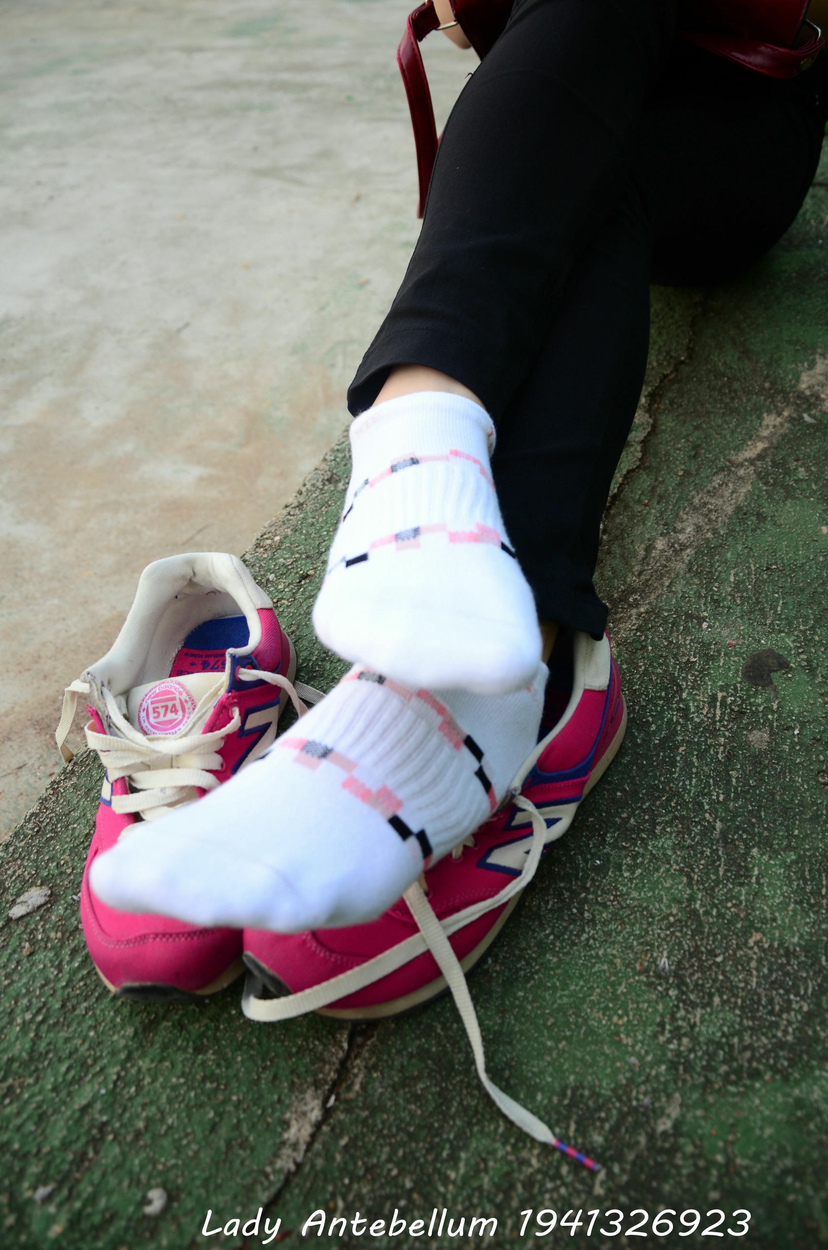 [战前女神] 恋足美腿棉袜女神级摄影套图 062 [78P-147MB]_第4集