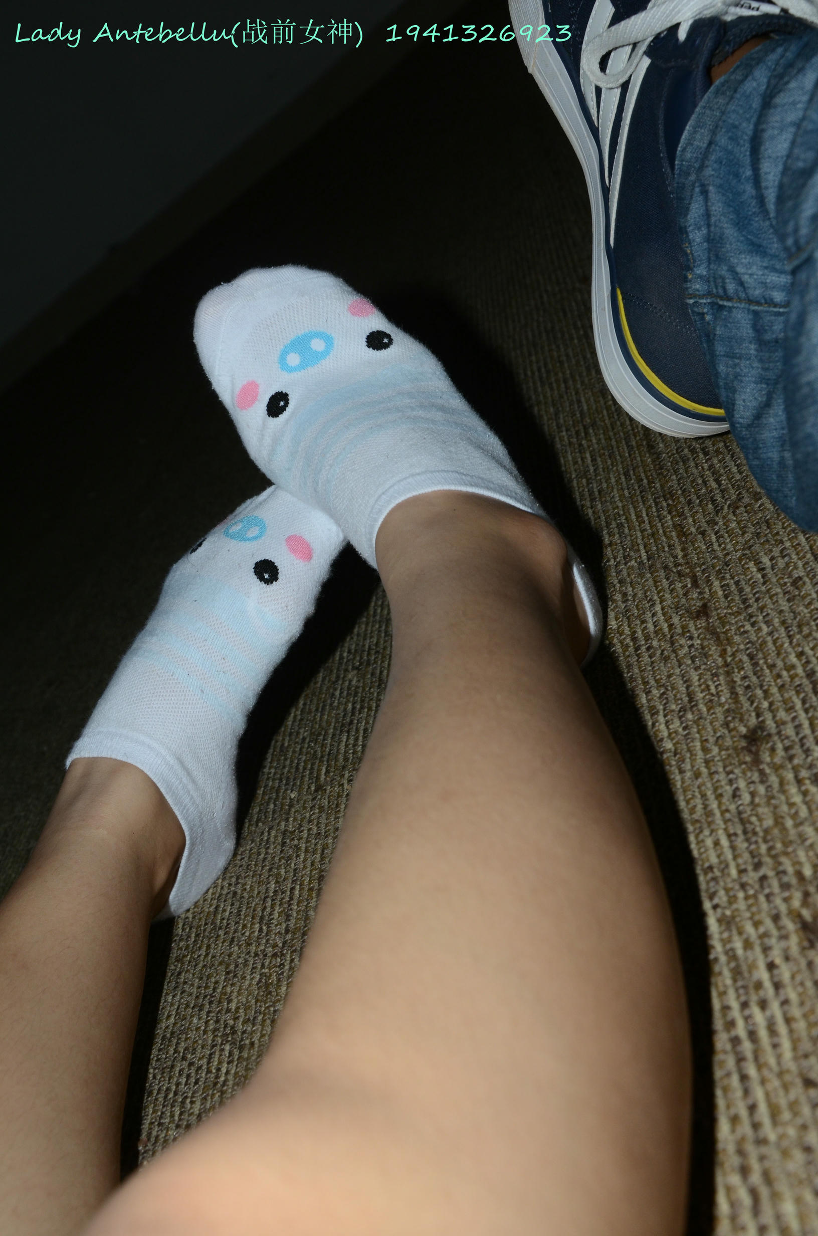 [战前女神] 恋足美腿棉袜女神级摄影套图 064 [62P-157MB]_第1集