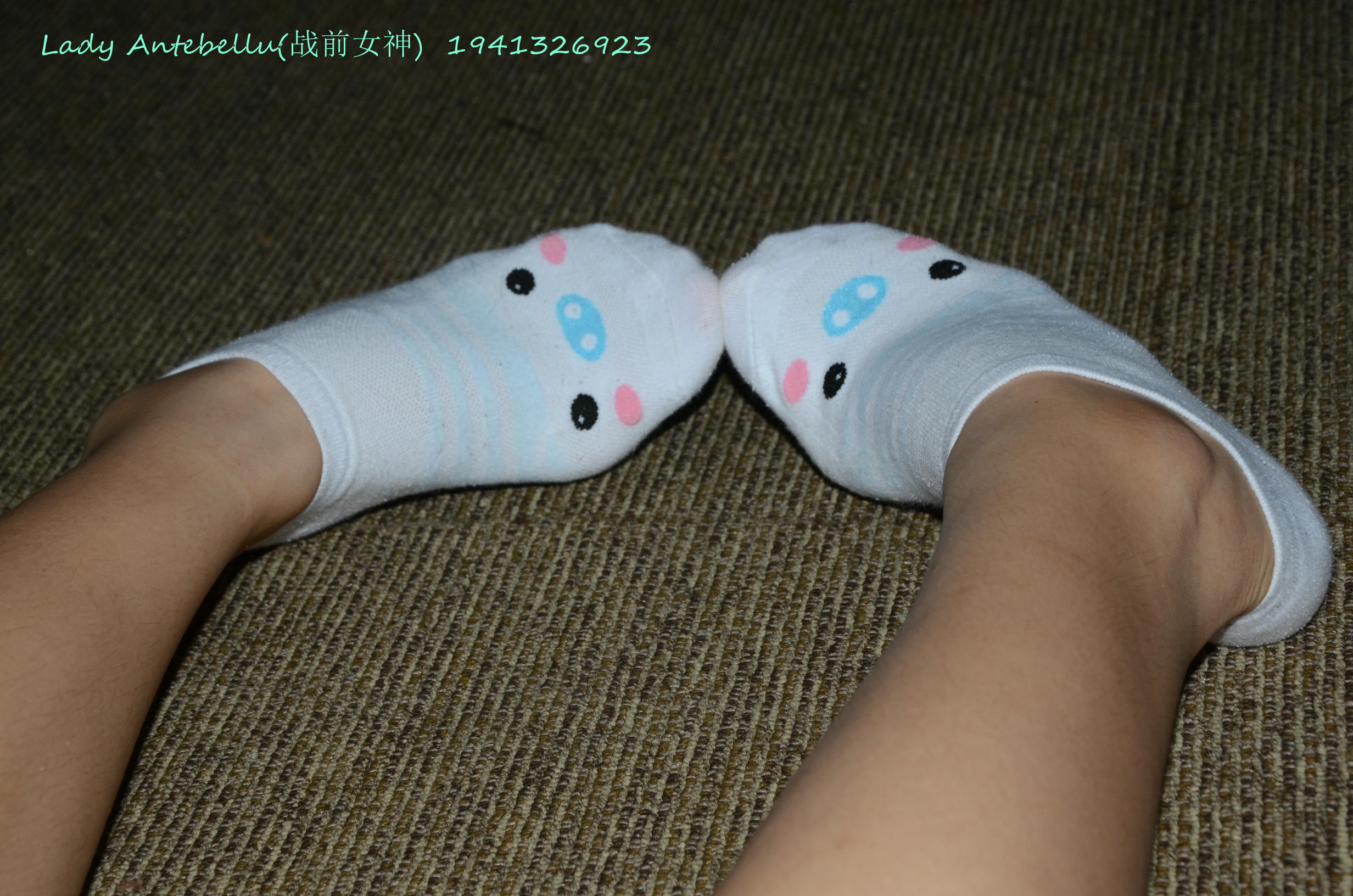 [战前女神] 恋足美腿棉袜女神级摄影套图 064 [62P-157MB]_第1集