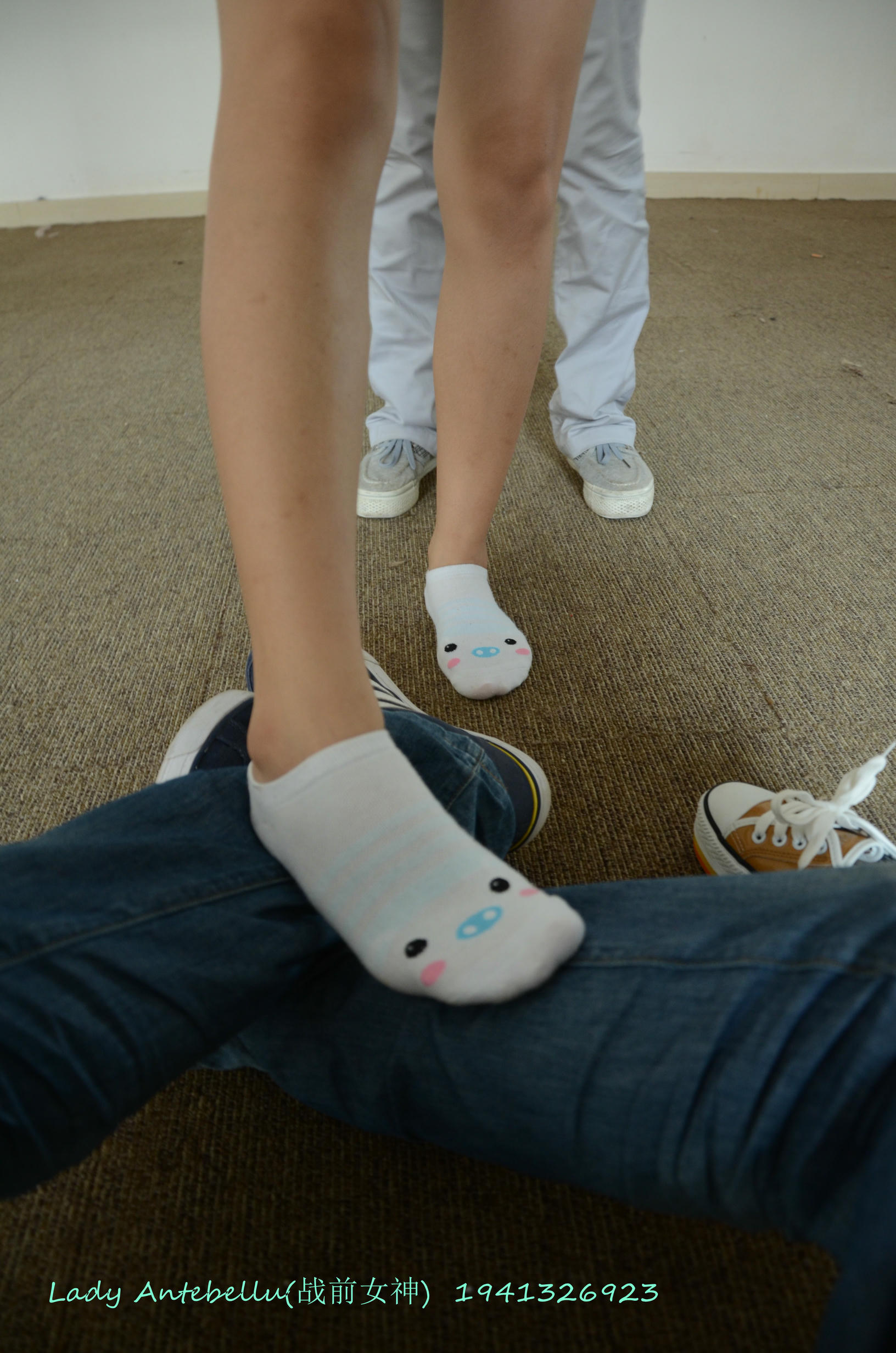 [战前女神] 恋足美腿棉袜女神级摄影套图 064 [62P-157MB]_第2集