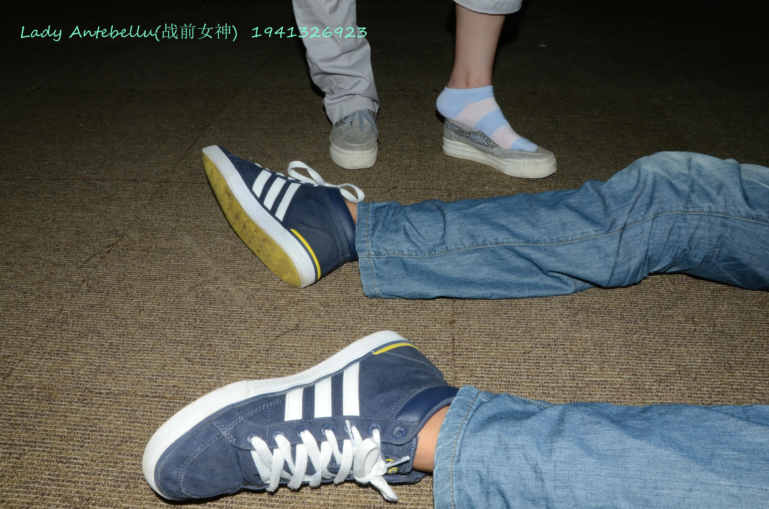 [战前女神] 恋足美腿棉袜女神级摄影套图 064 [62P-157MB]_第3集