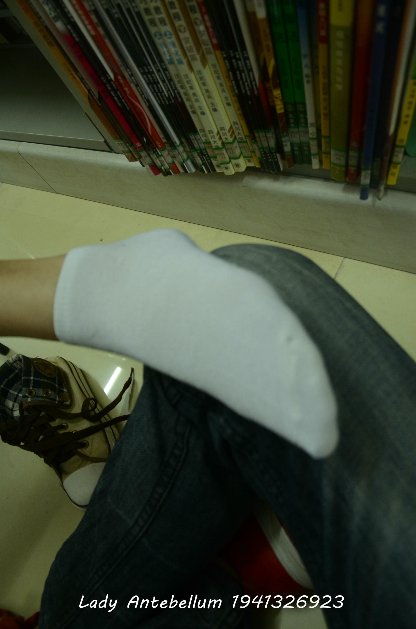 [战前女神] 恋足美腿棉袜女神级摄影套图 065 [111P-133MB]_第5集