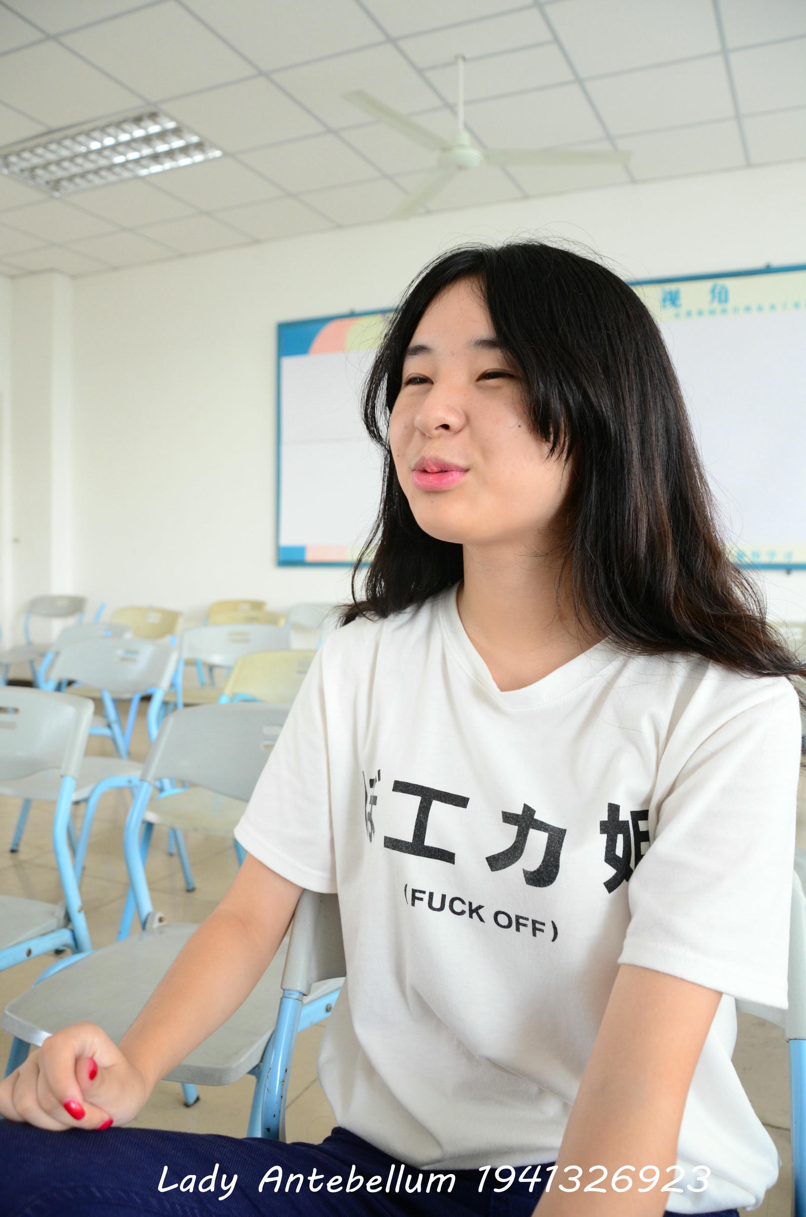 [战前女神] 恋足美腿棉袜女神级摄影套图 067 [88P-125MB]_第4集