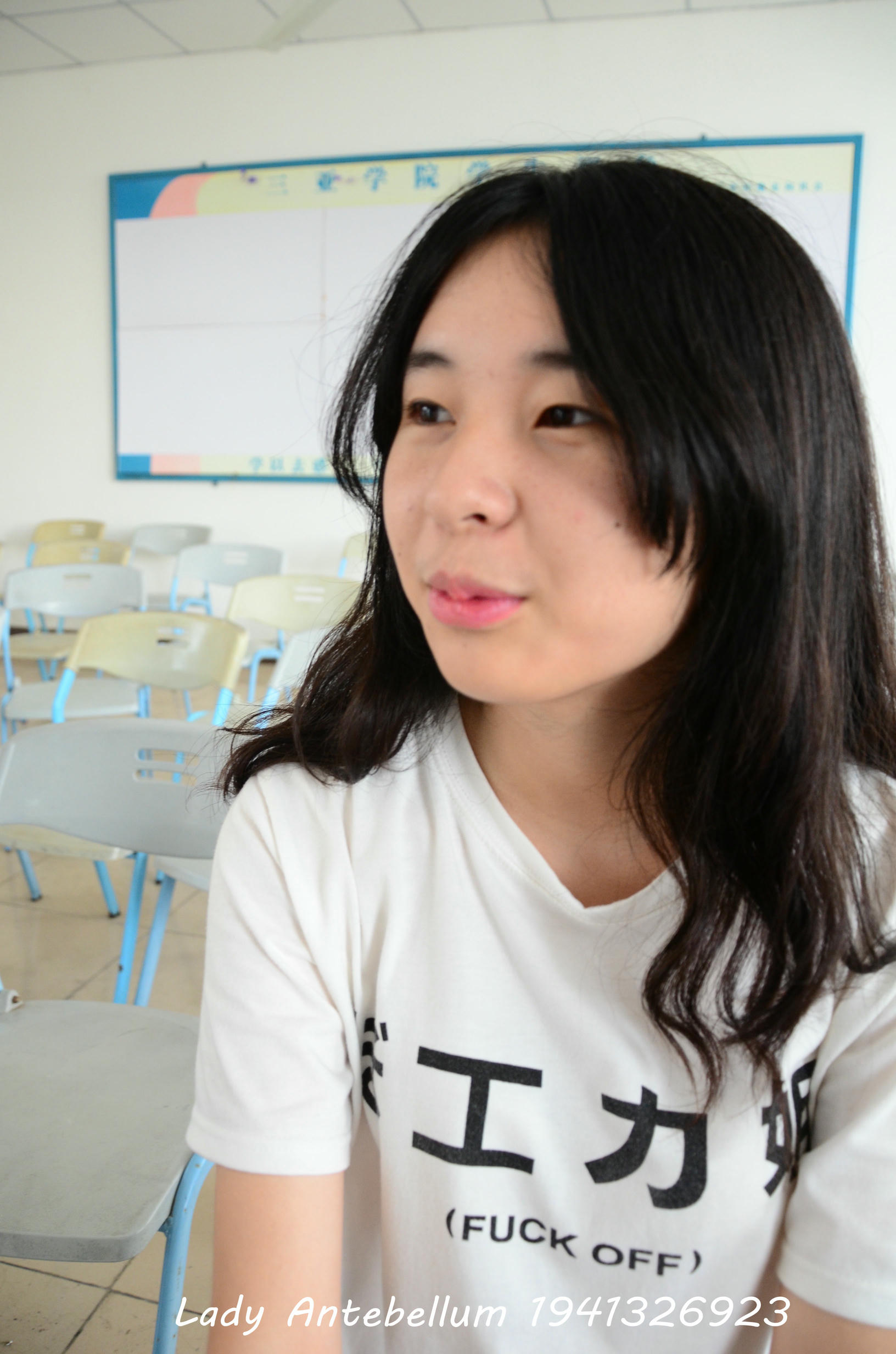 [战前女神] 恋足美腿棉袜女神级摄影套图 067 [88P-125MB]_第5集