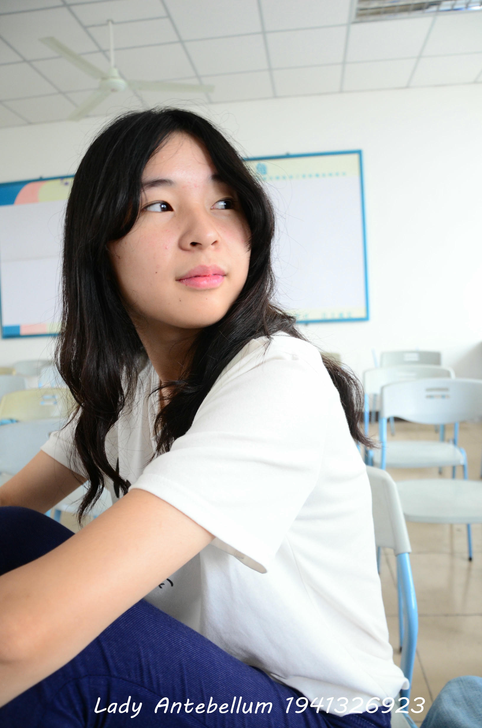 [战前女神] 恋足美腿棉袜女神级摄影套图 067 [88P-125MB]_第5集