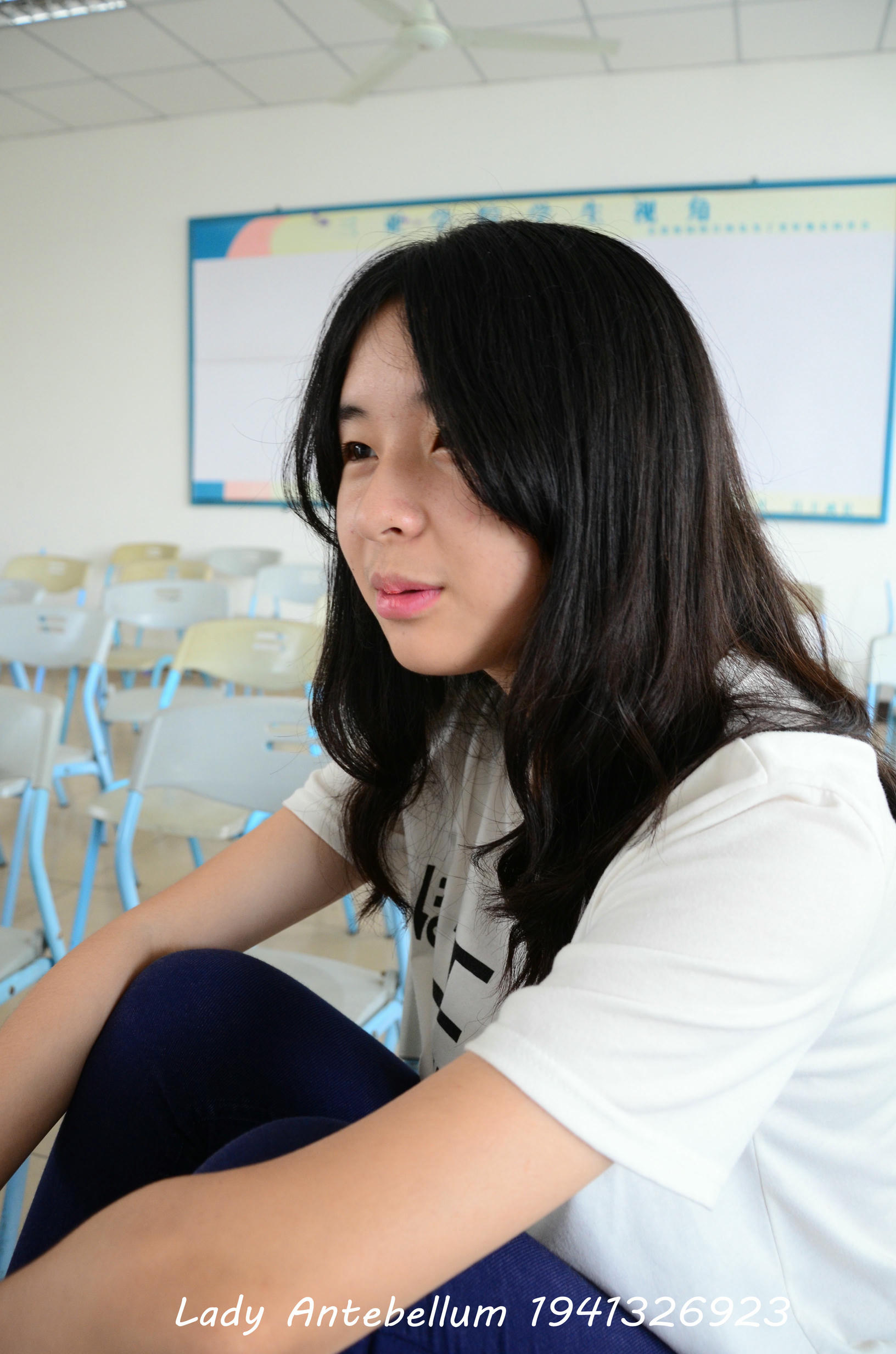 [战前女神] 恋足美腿棉袜女神级摄影套图 067 [88P-125MB]_第5集