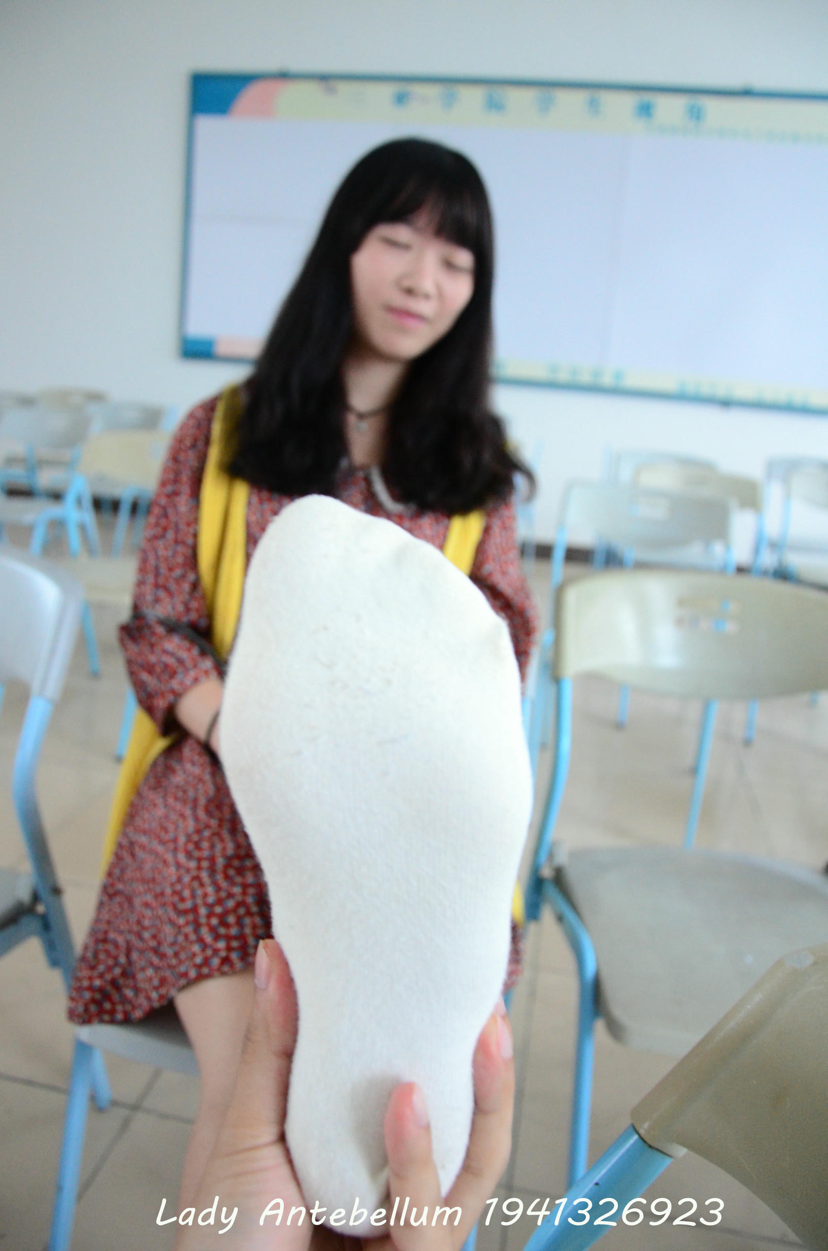 [战前女神] 恋足美腿棉袜女神级摄影套图 069 [72P-127MB]_第3集