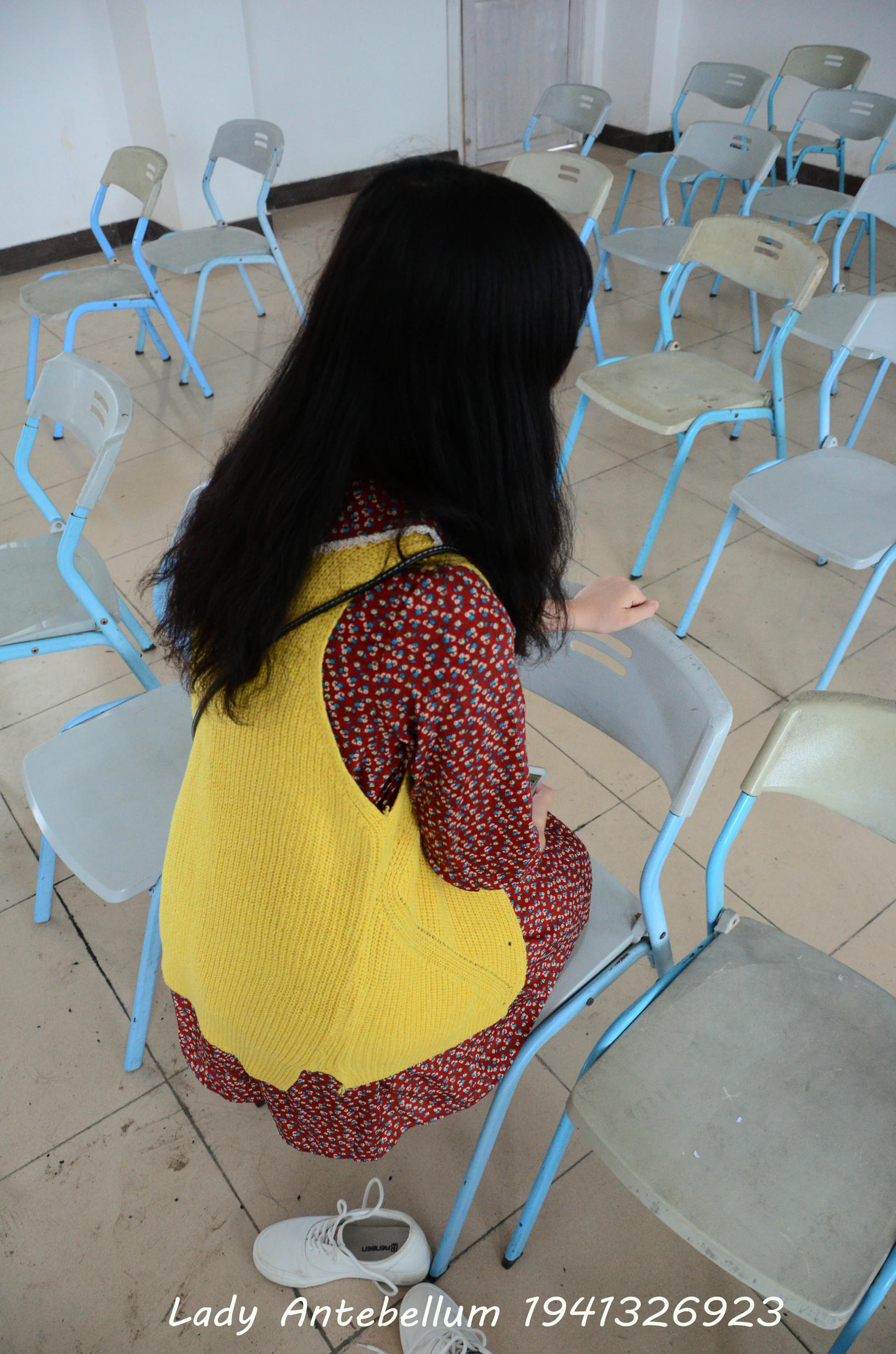 [战前女神] 恋足美腿棉袜女神级摄影套图 069 [72P-127MB]_第3集