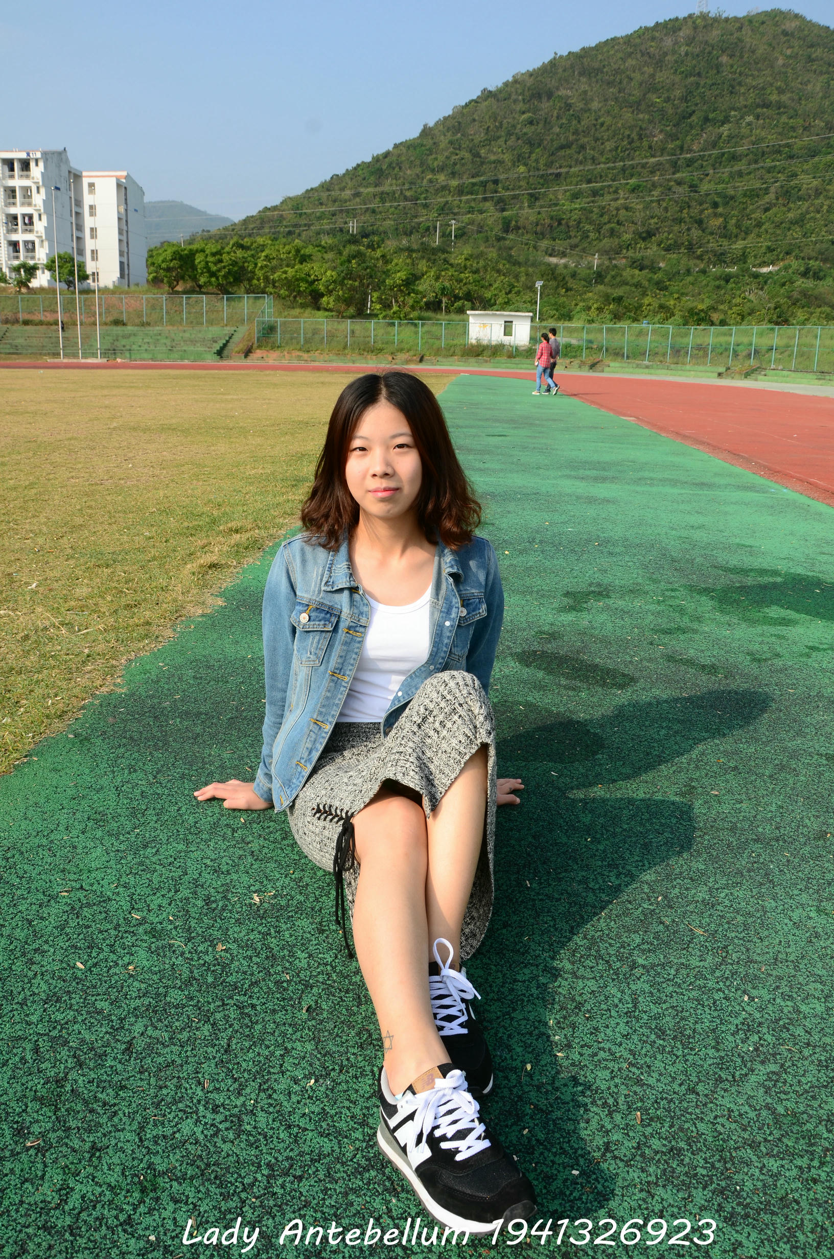 [战前女神] 恋足美腿棉袜女神级摄影套图 007 [89P-246MB]_第1集