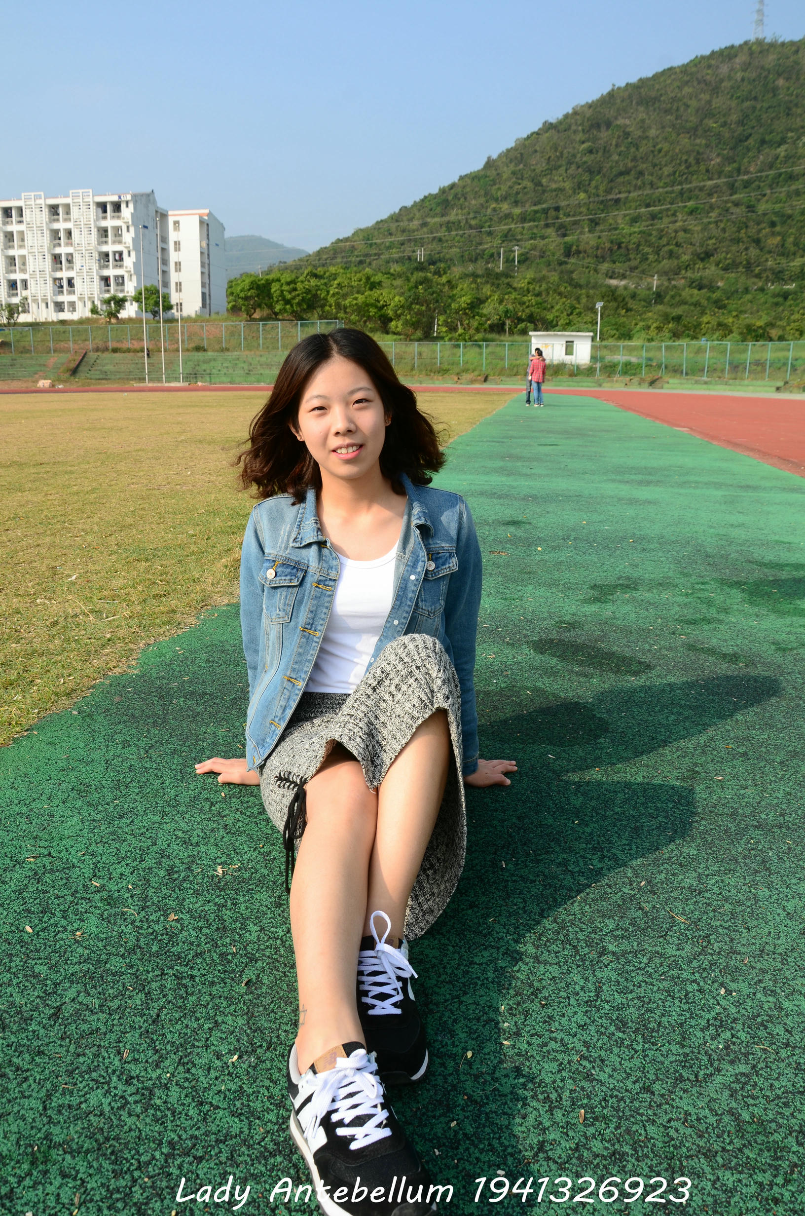 [战前女神] 恋足美腿棉袜女神级摄影套图 007 [89P-246MB]_第1集