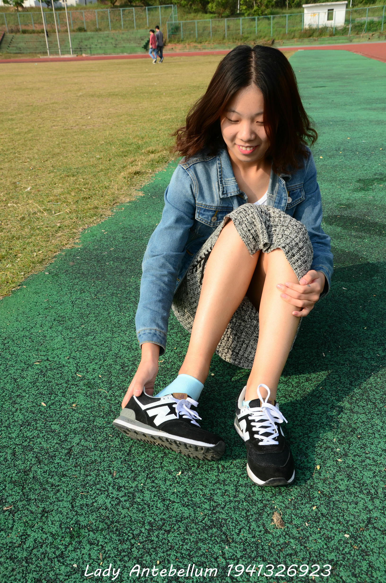 [战前女神] 恋足美腿棉袜女神级摄影套图 007 [89P-246MB]_第1集