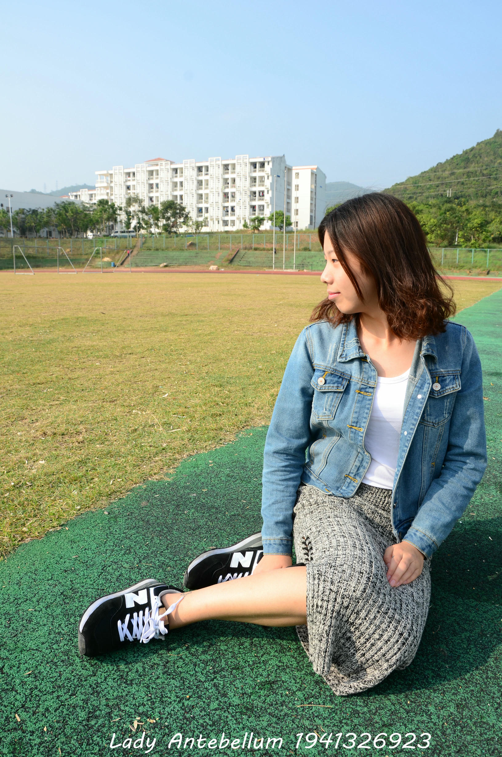 [战前女神] 恋足美腿棉袜女神级摄影套图 007 [89P-246MB]_第1集