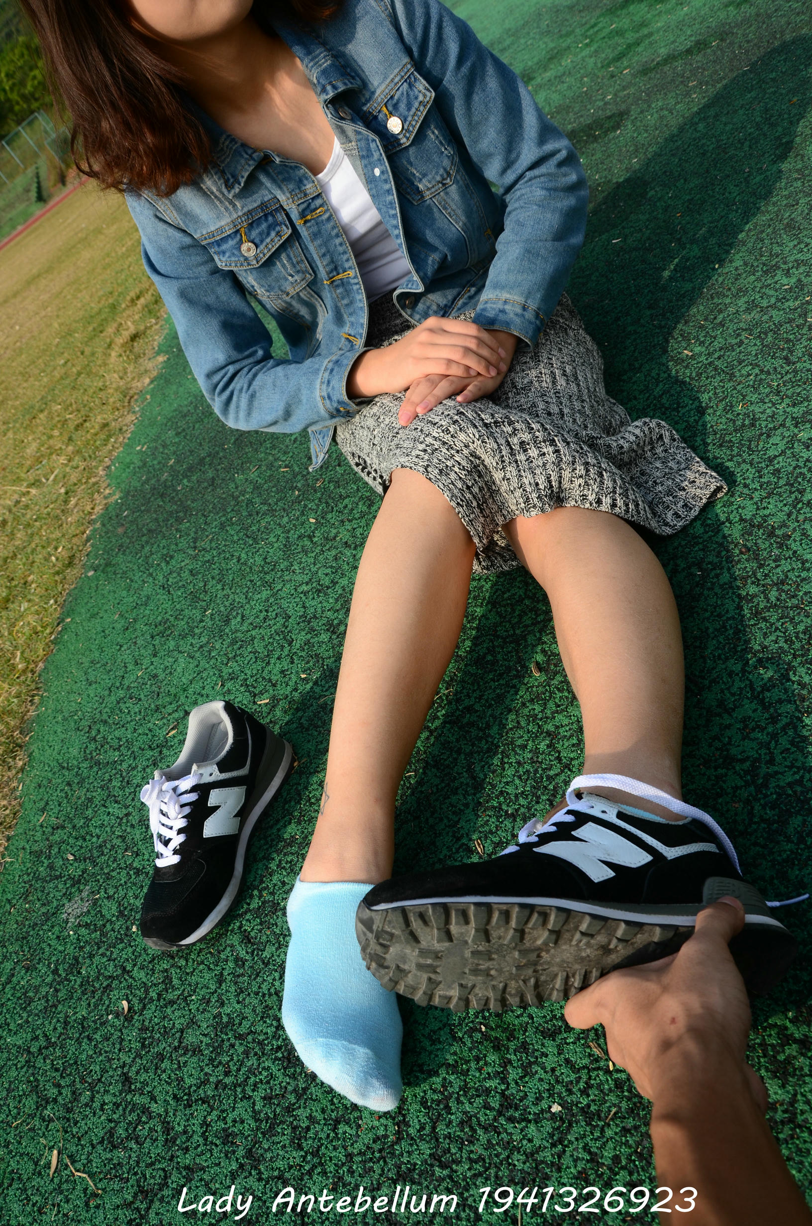 [战前女神] 恋足美腿棉袜女神级摄影套图 007 [89P-246MB]_第2集