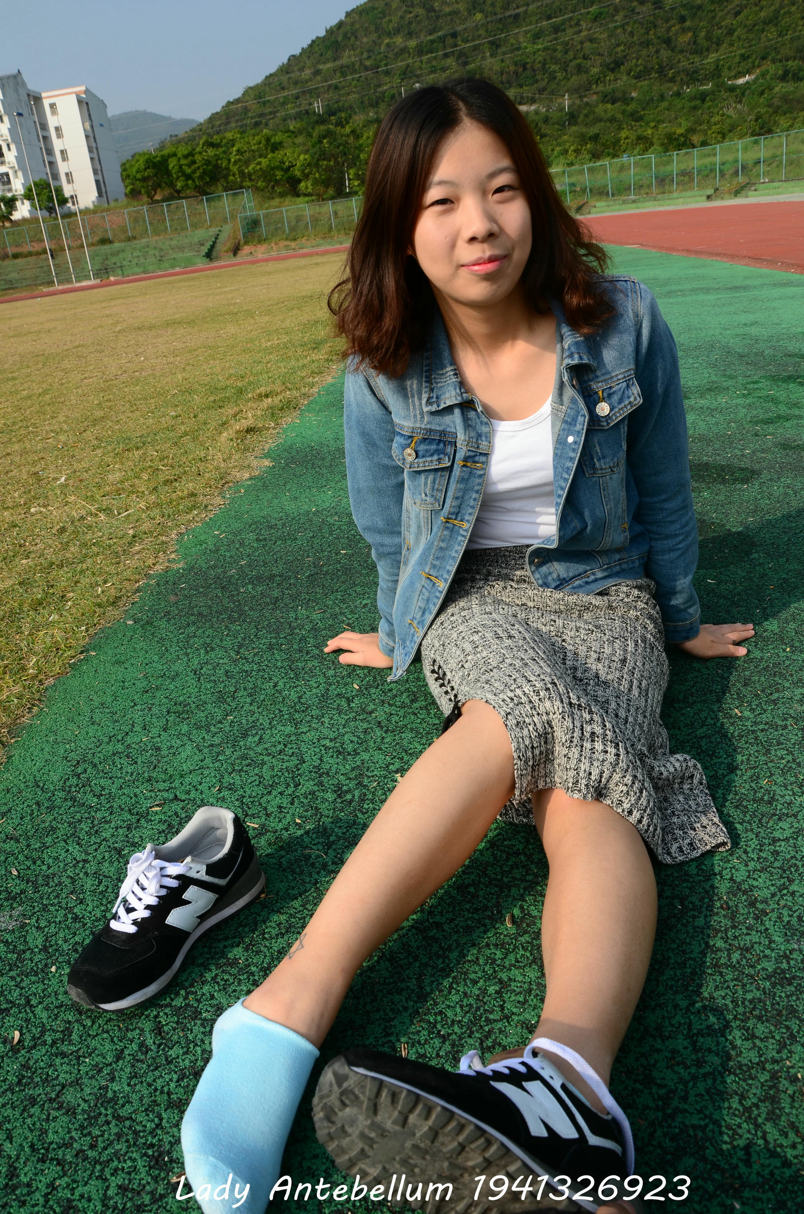 [战前女神] 恋足美腿棉袜女神级摄影套图 007 [89P-246MB]_第2集