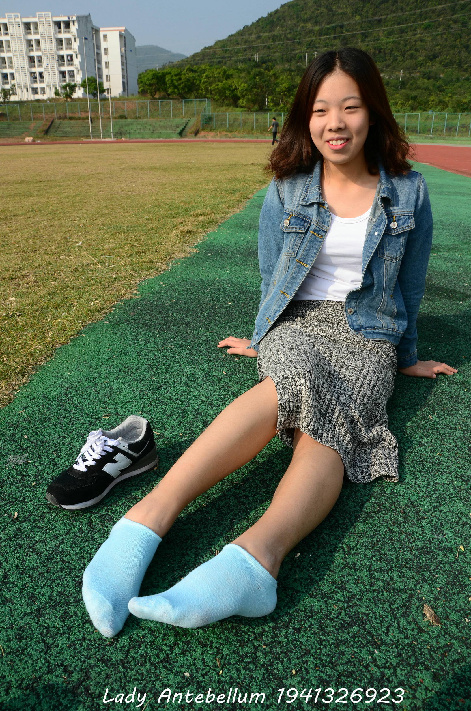 [战前女神] 恋足美腿棉袜女神级摄影套图 007 [89P-246MB]_第2集