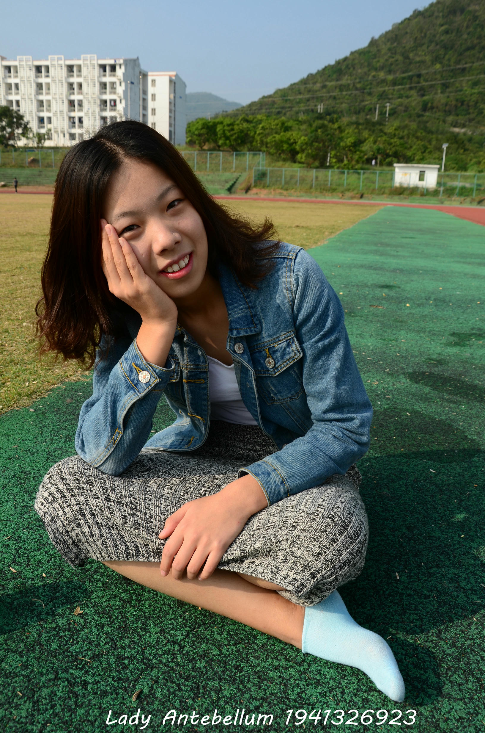 [战前女神] 恋足美腿棉袜女神级摄影套图 007 [89P-246MB]_第2集