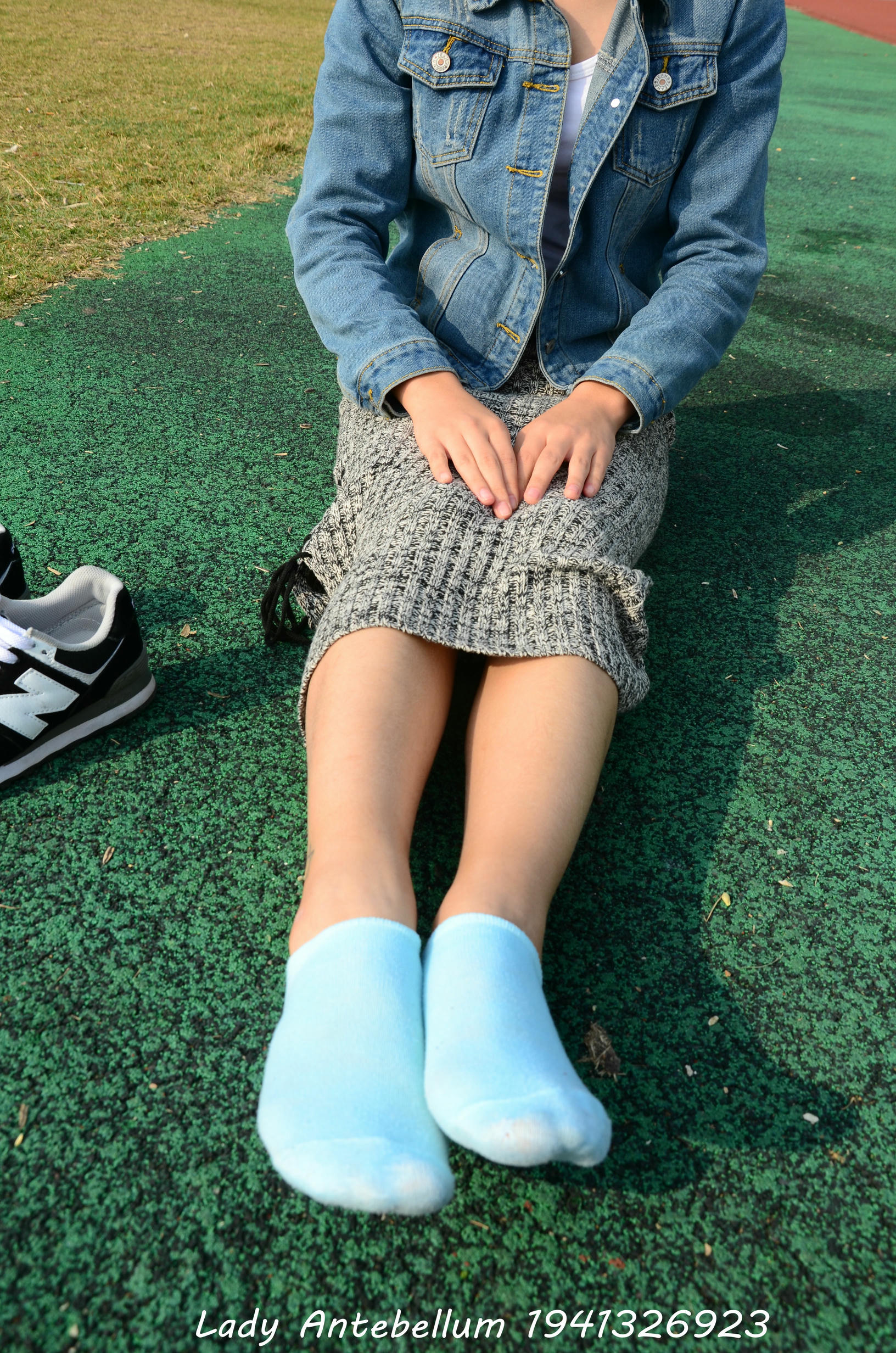 [战前女神] 恋足美腿棉袜女神级摄影套图 007 [89P-246MB]_第3集