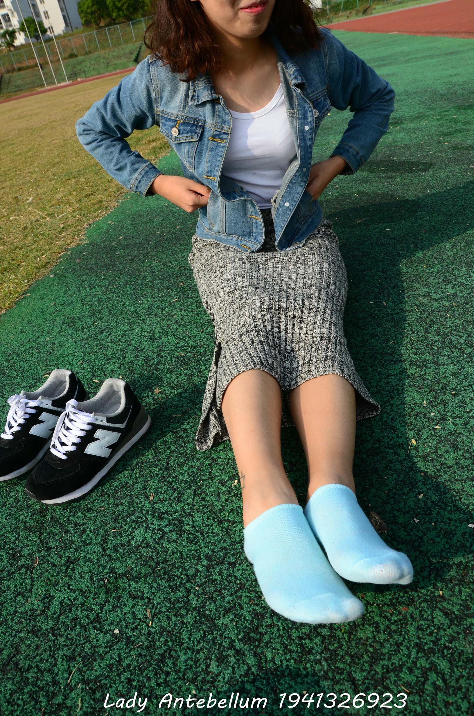 [战前女神] 恋足美腿棉袜女神级摄影套图 007 [89P-246MB]_第3集