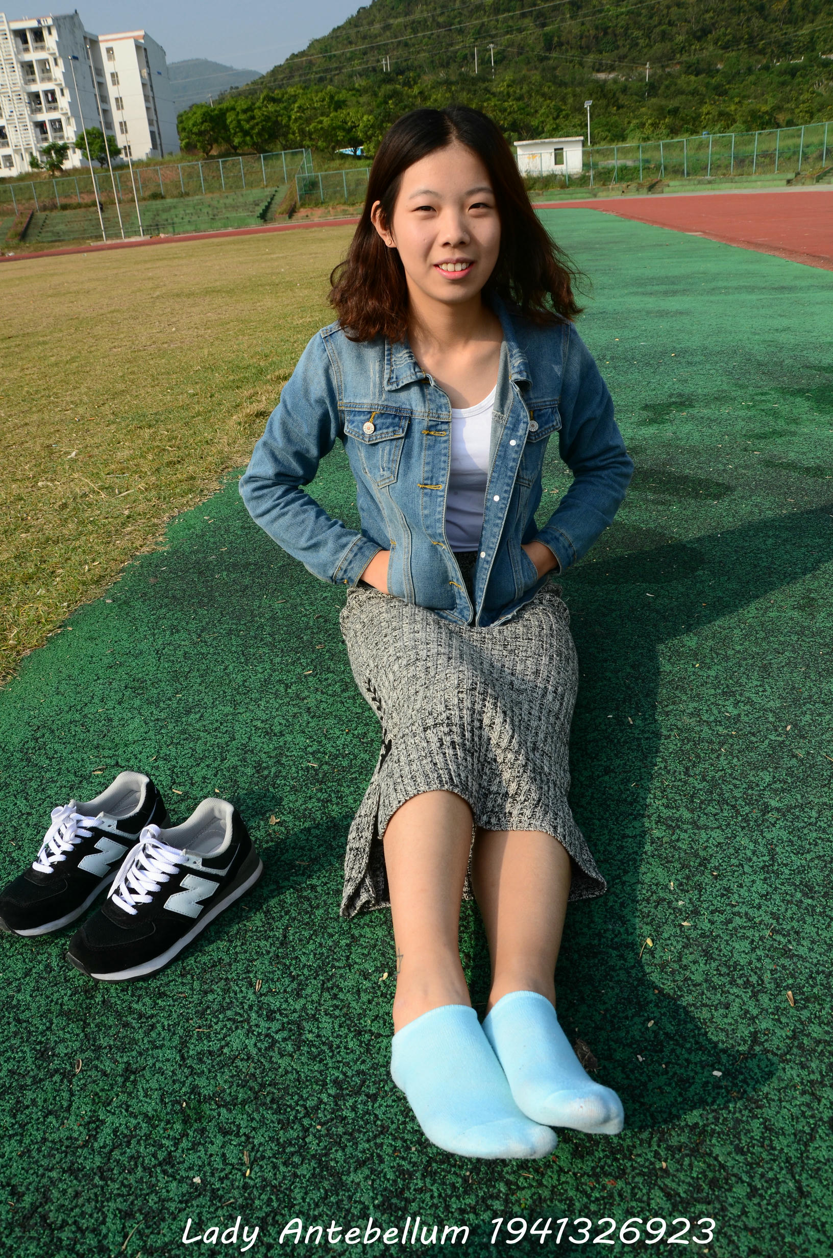 [战前女神] 恋足美腿棉袜女神级摄影套图 007 [89P-246MB]_第3集