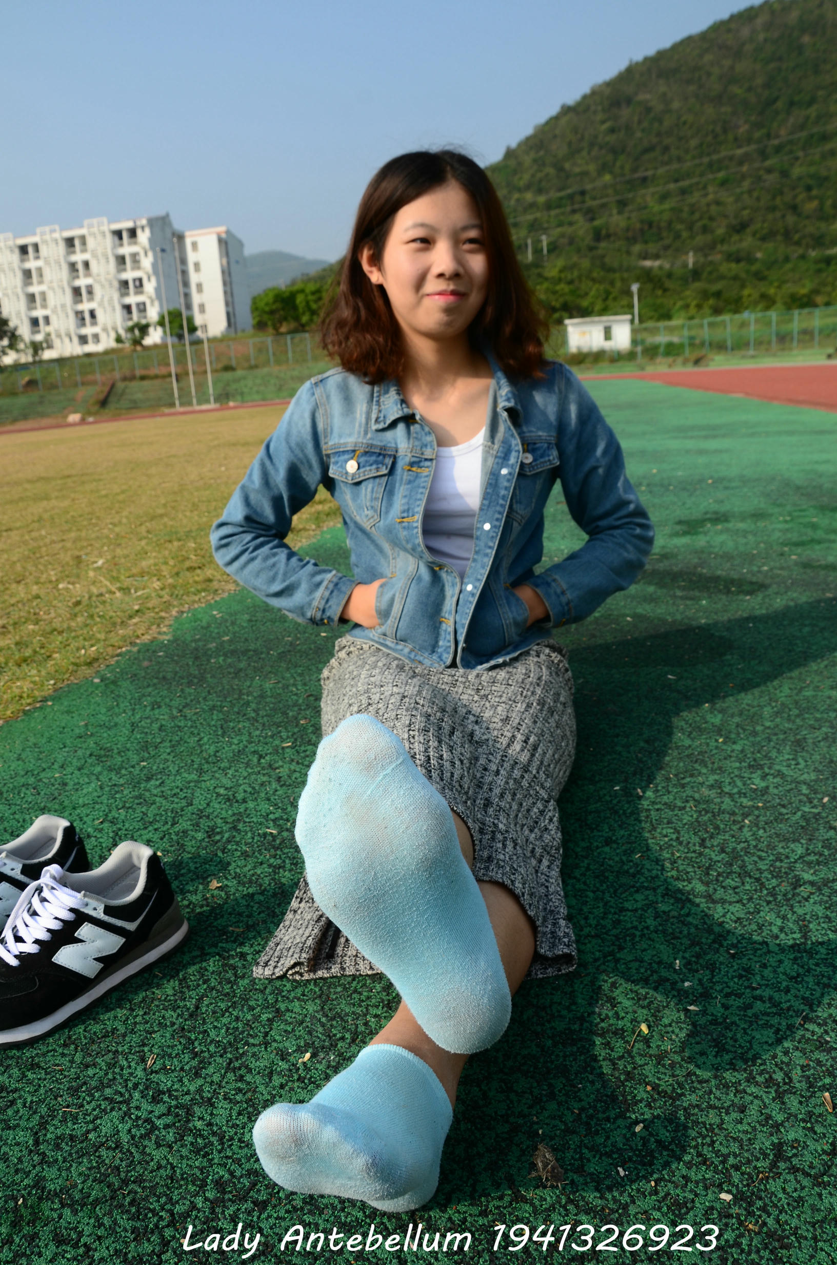 [战前女神] 恋足美腿棉袜女神级摄影套图 007 [89P-246MB]_第4集