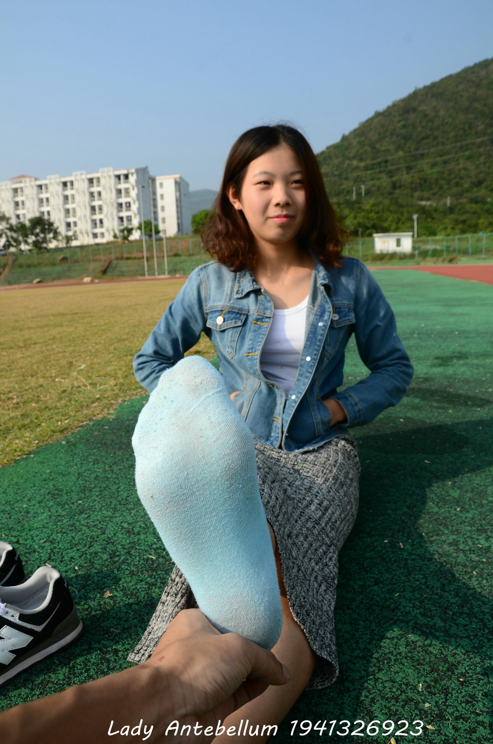 [战前女神] 恋足美腿棉袜女神级摄影套图 007 [89P-246MB]_第4集