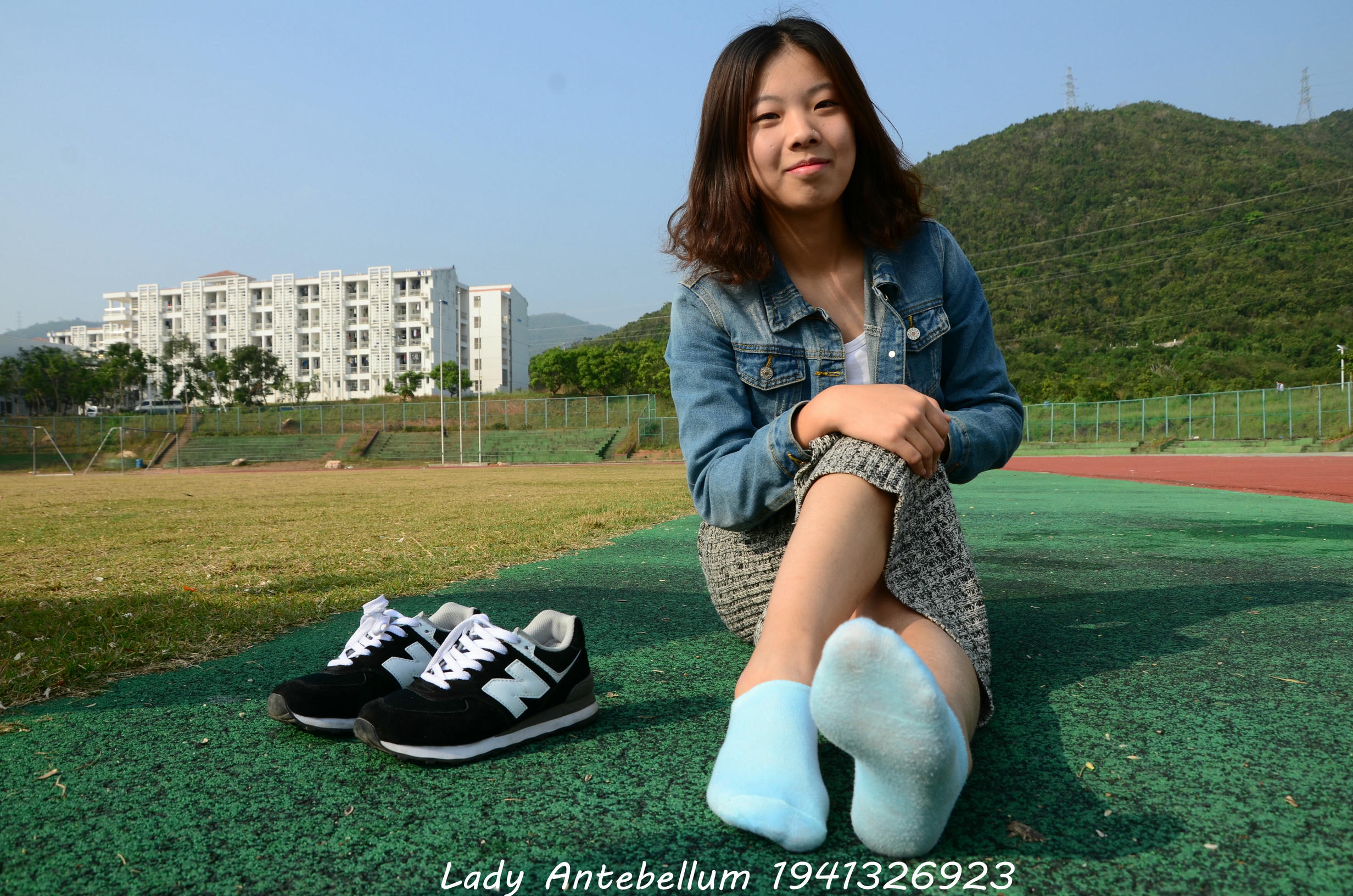 [战前女神] 恋足美腿棉袜女神级摄影套图 007 [89P-246MB]_第4集