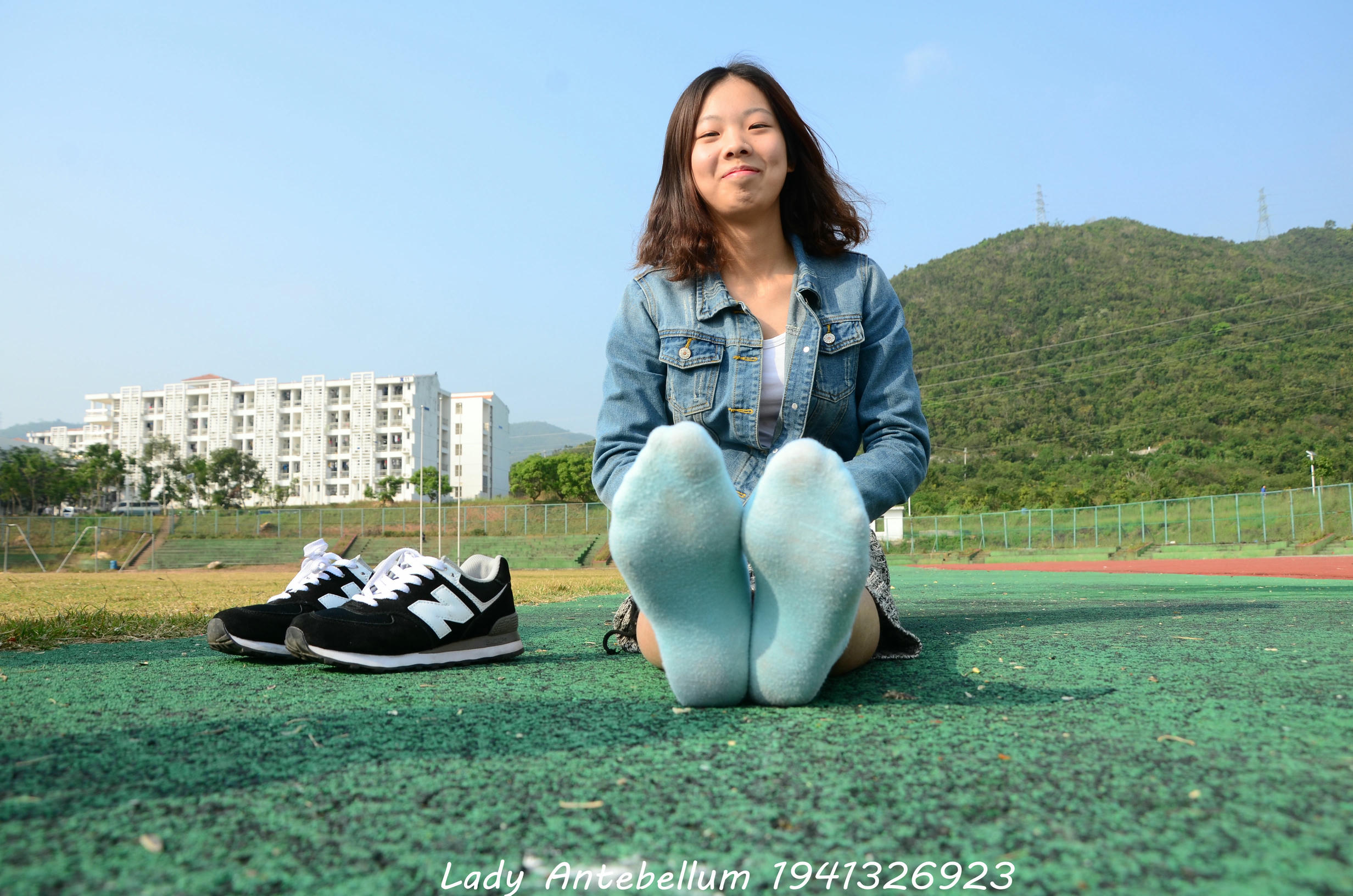 [战前女神] 恋足美腿棉袜女神级摄影套图 007 [89P-246MB]_第4集