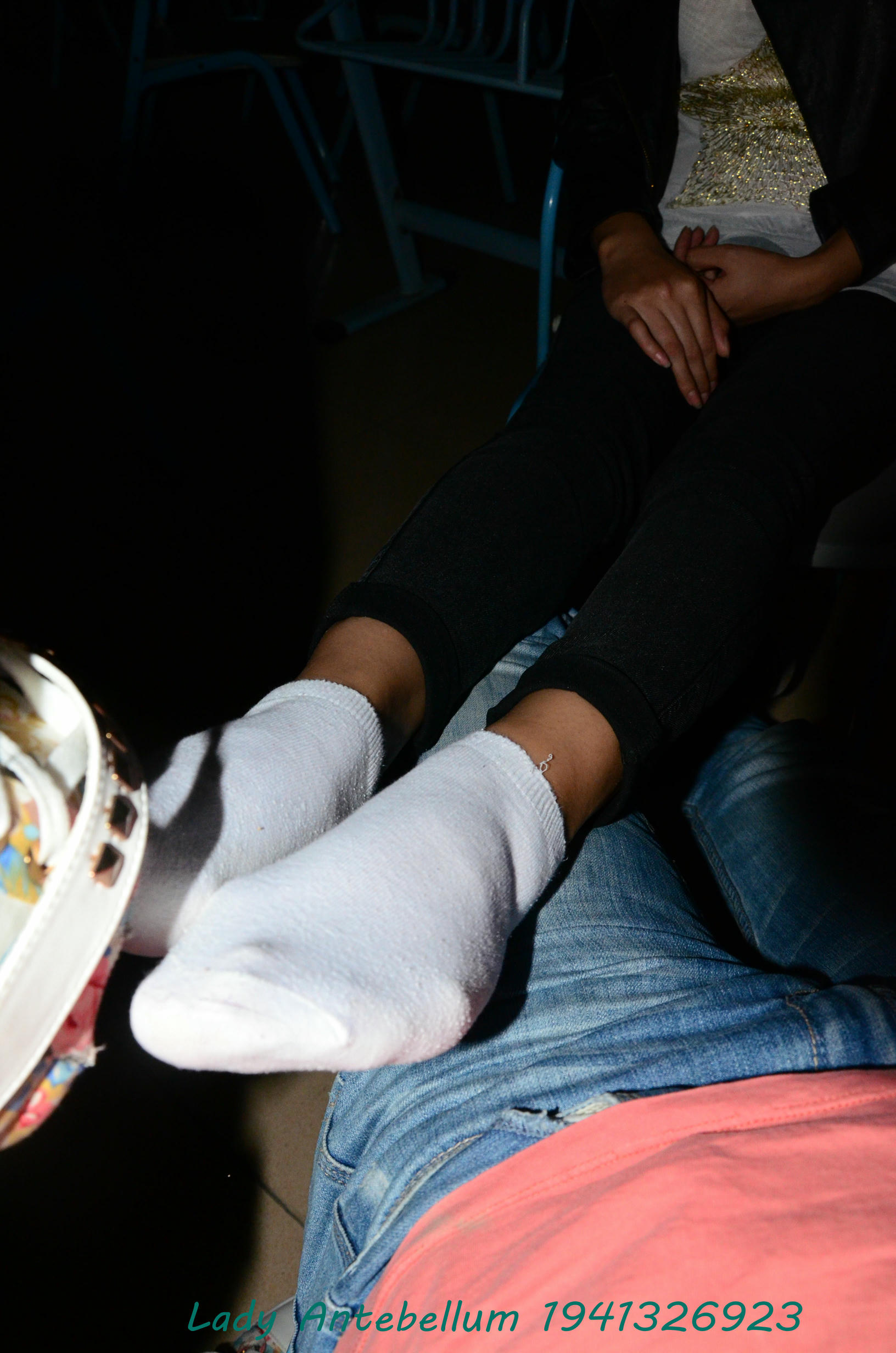 [战前女神] 恋足美腿棉袜女神级摄影套图 070 [82P-139MB]_第4集