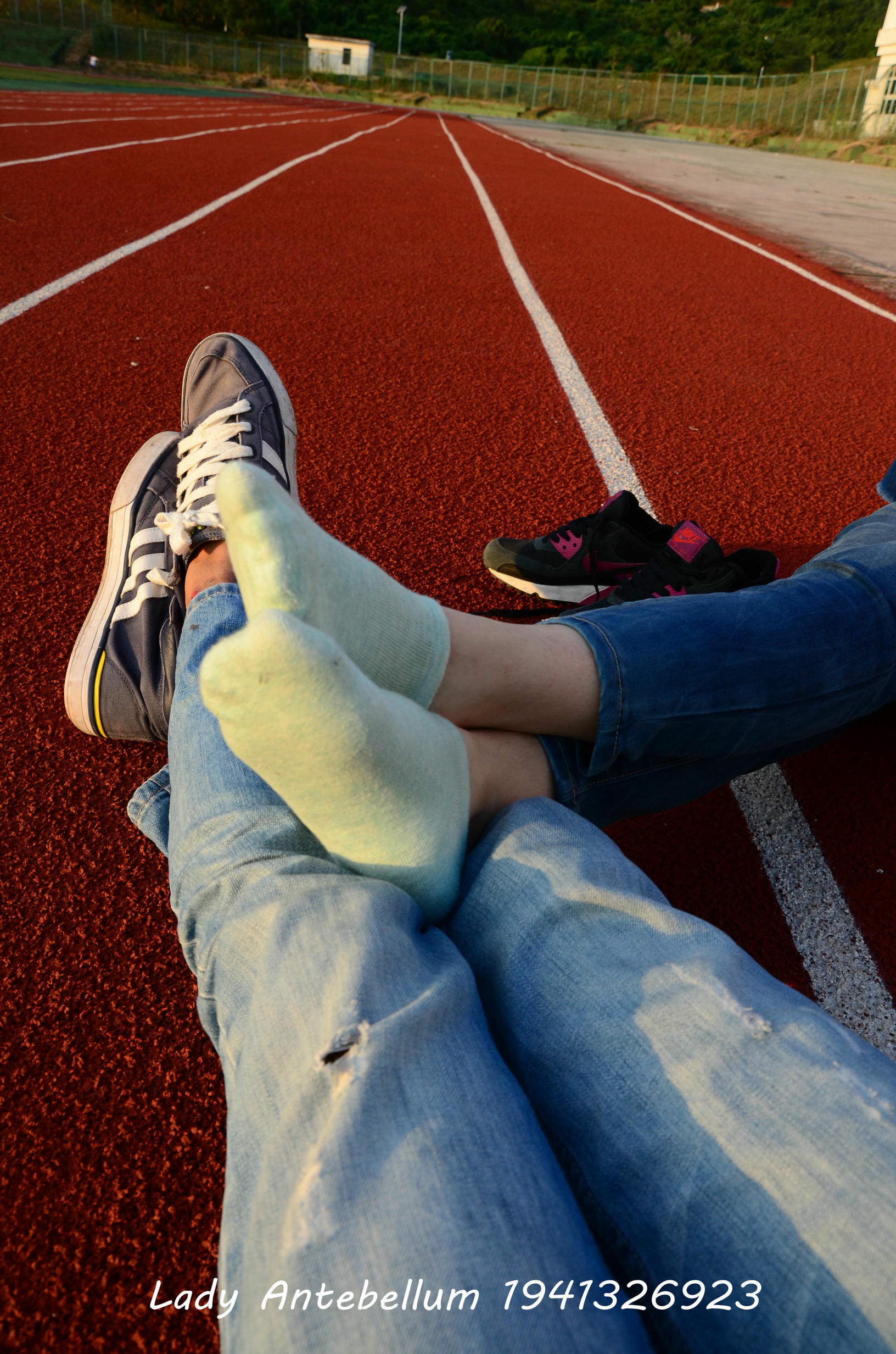 [战前女神] 恋足美腿棉袜女神级摄影套图 072 [72P-150MB]_第2集