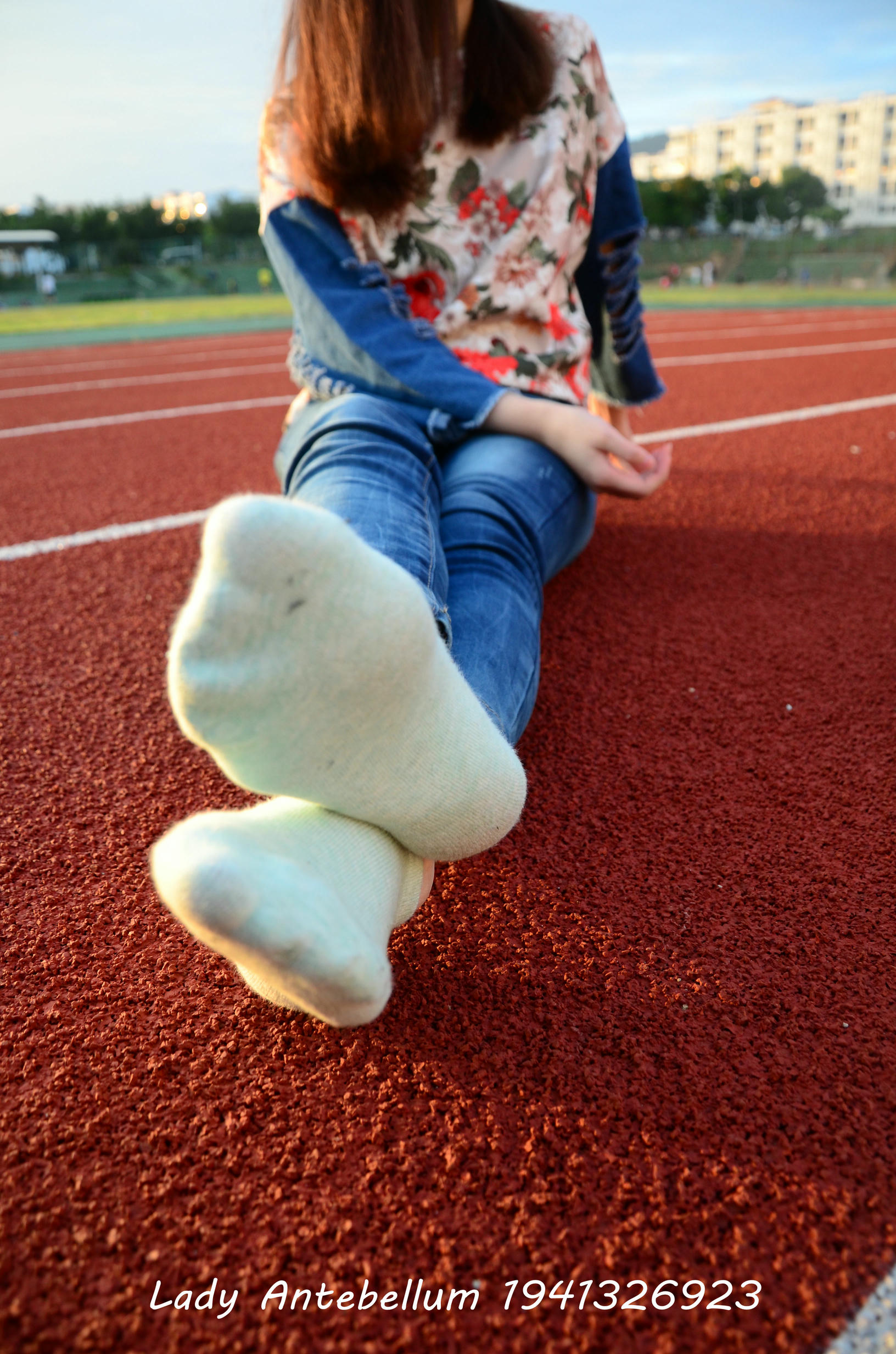 [战前女神] 恋足美腿棉袜女神级摄影套图 072 [72P-150MB]_第3集