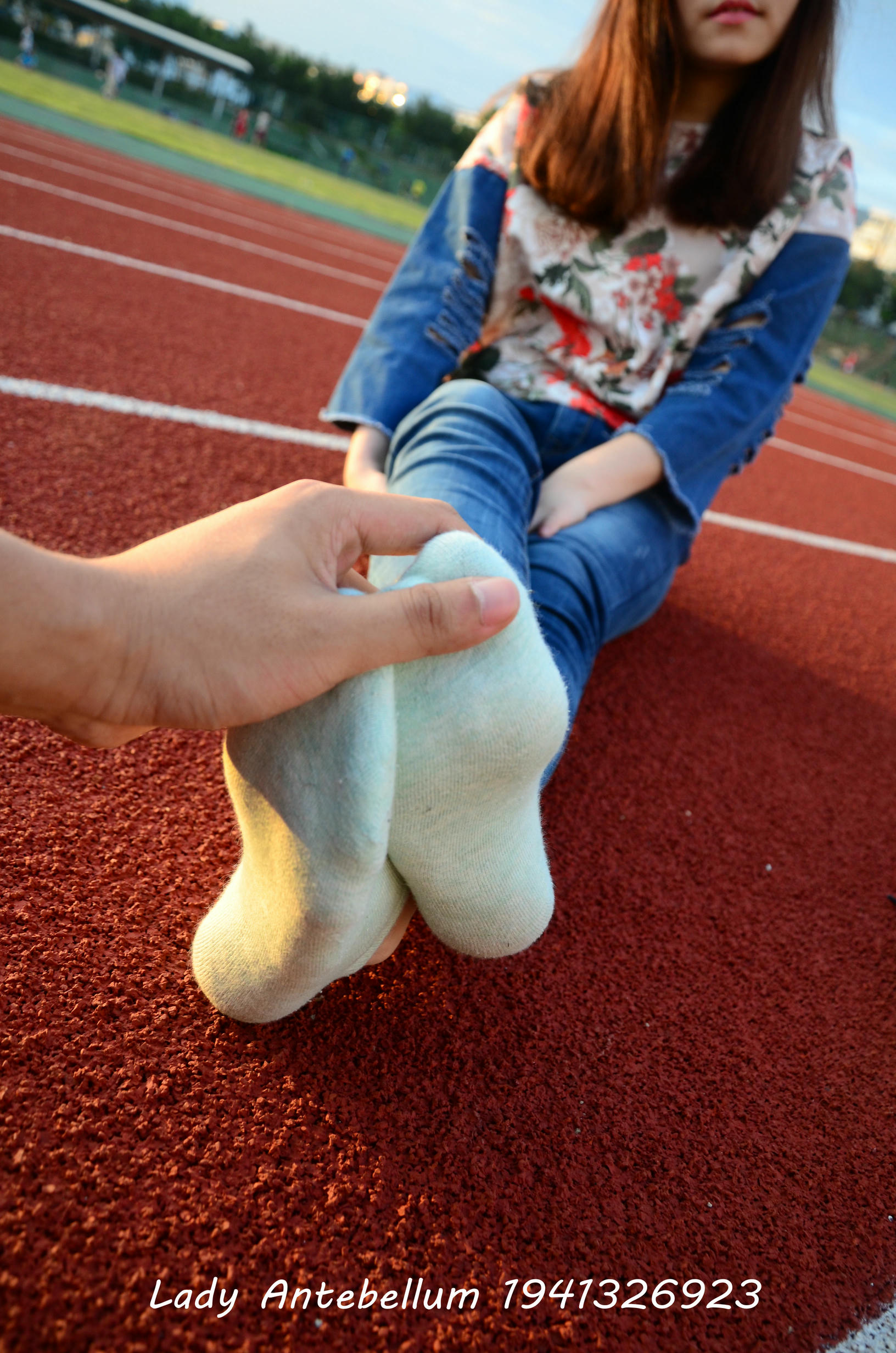 [战前女神] 恋足美腿棉袜女神级摄影套图 072 [72P-150MB]_第3集