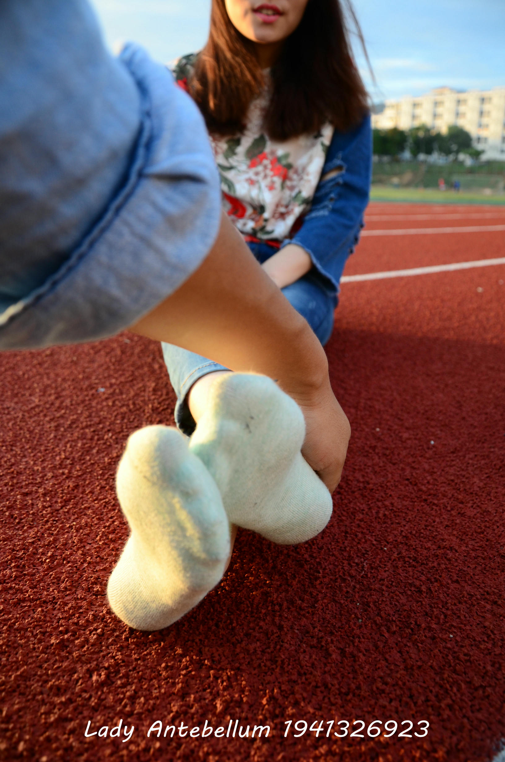 [战前女神] 恋足美腿棉袜女神级摄影套图 072 [72P-150MB]_第3集