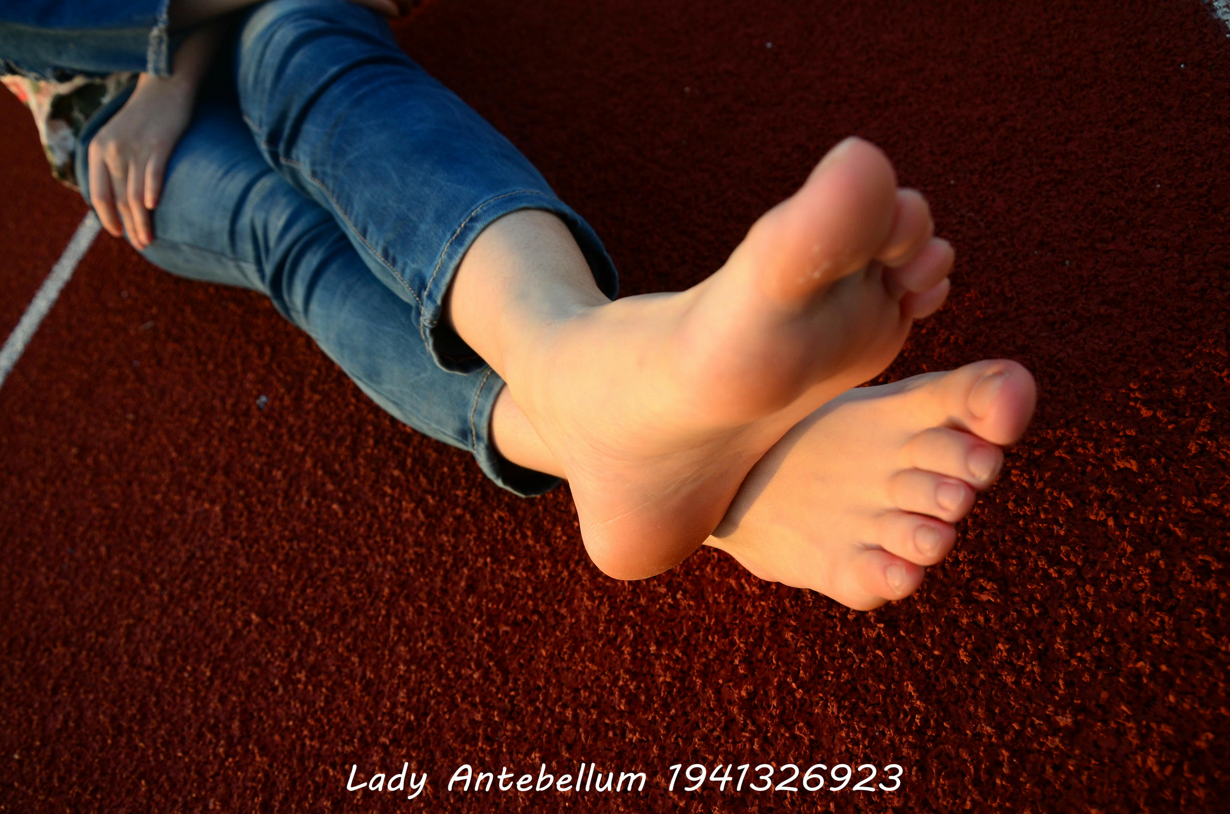 [战前女神] 恋足美腿棉袜女神级摄影套图 072 [72P-150MB]_第4集