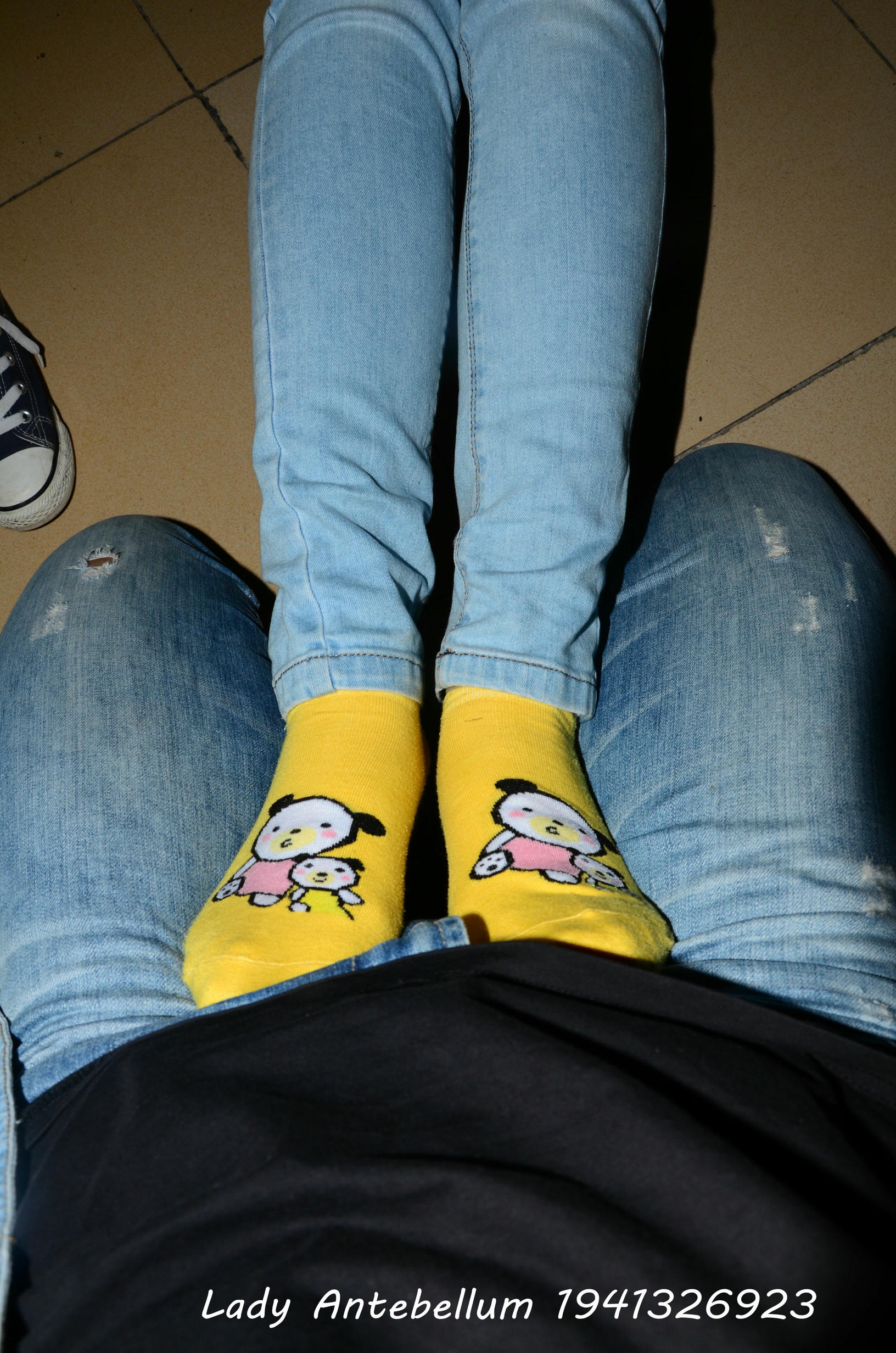 [战前女神] 恋足美腿棉袜女神级摄影套图 073 [71P-150MB]_第2集