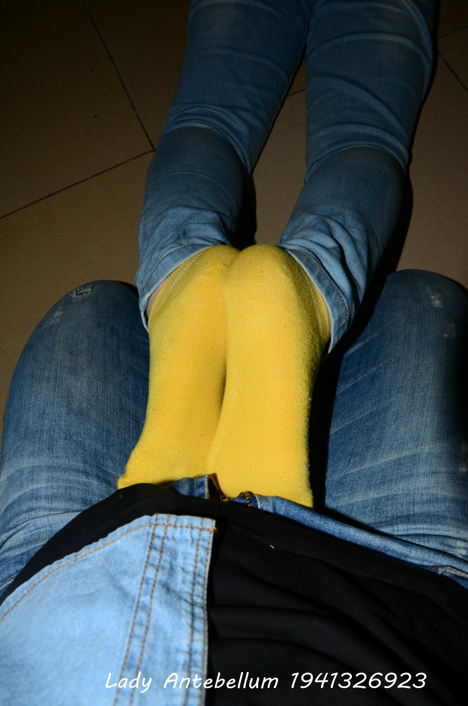 [战前女神] 恋足美腿棉袜女神级摄影套图 073 [71P-150MB]_第3集