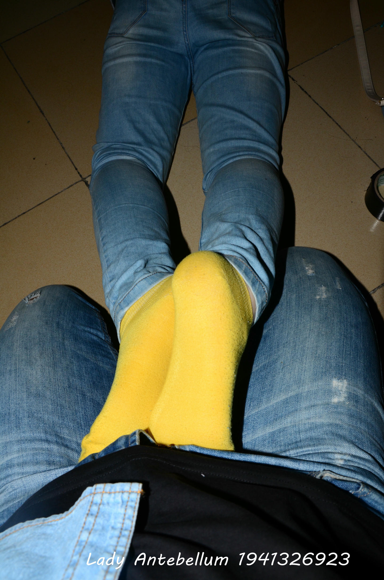 [战前女神] 恋足美腿棉袜女神级摄影套图 073 [71P-150MB]_第3集