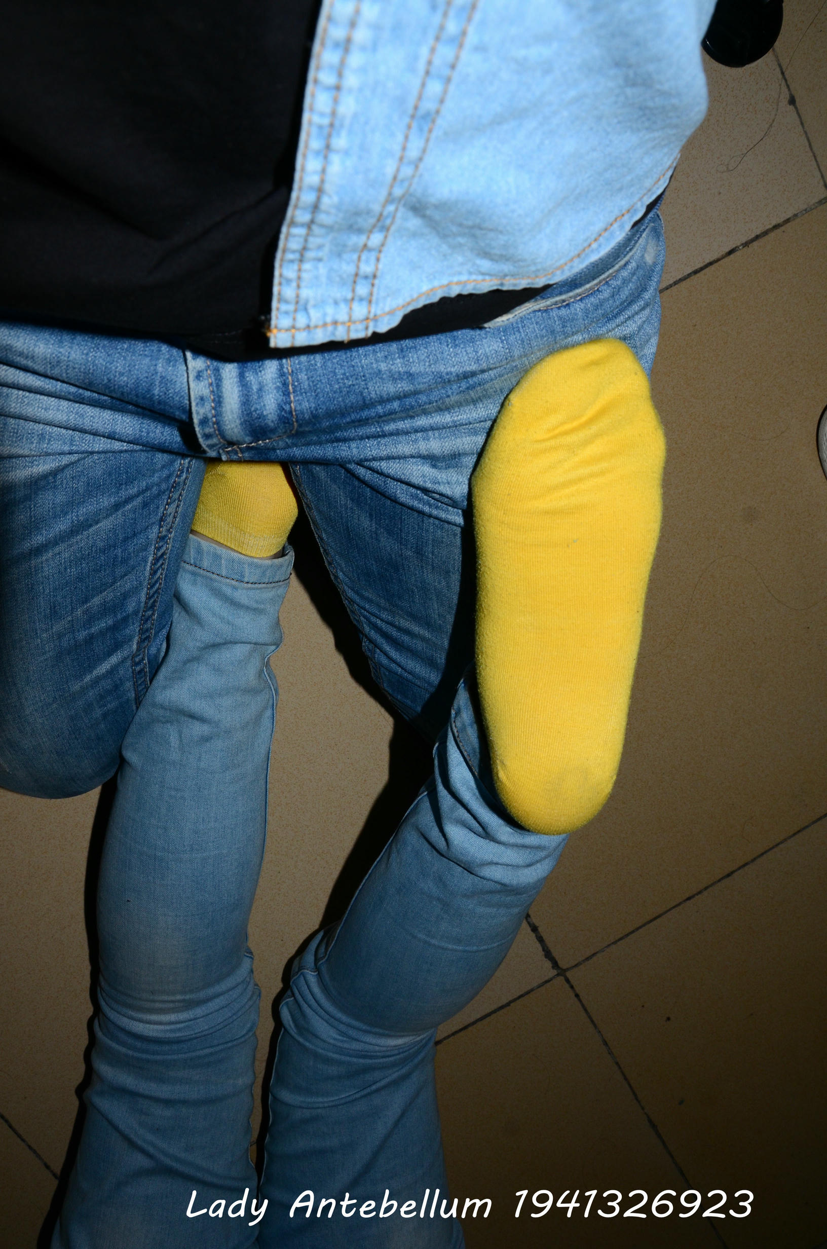 [战前女神] 恋足美腿棉袜女神级摄影套图 073 [71P-150MB]_第3集