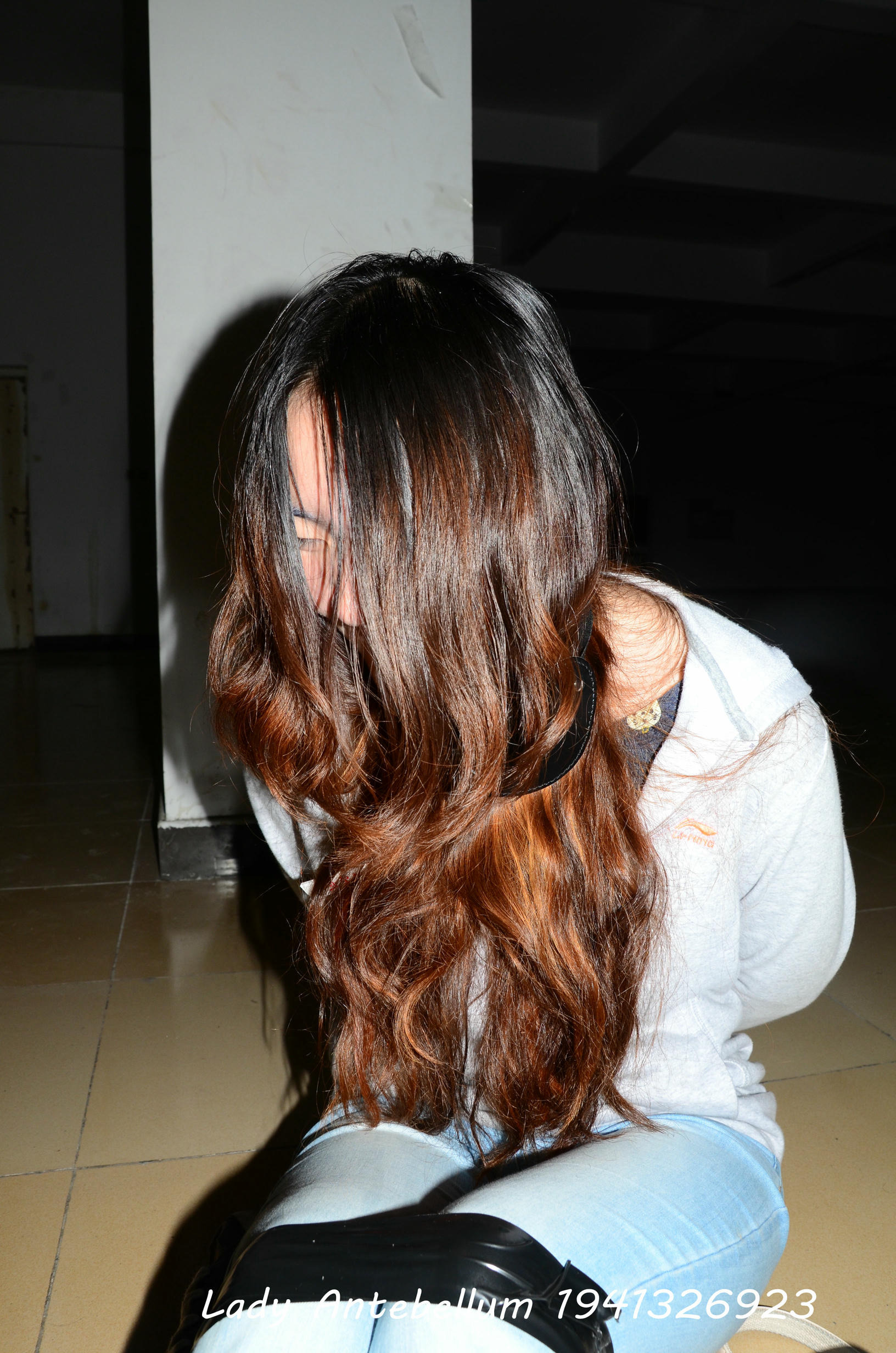 [战前女神] 恋足美腿棉袜女神级摄影套图 073 [71P-150MB]_第1集