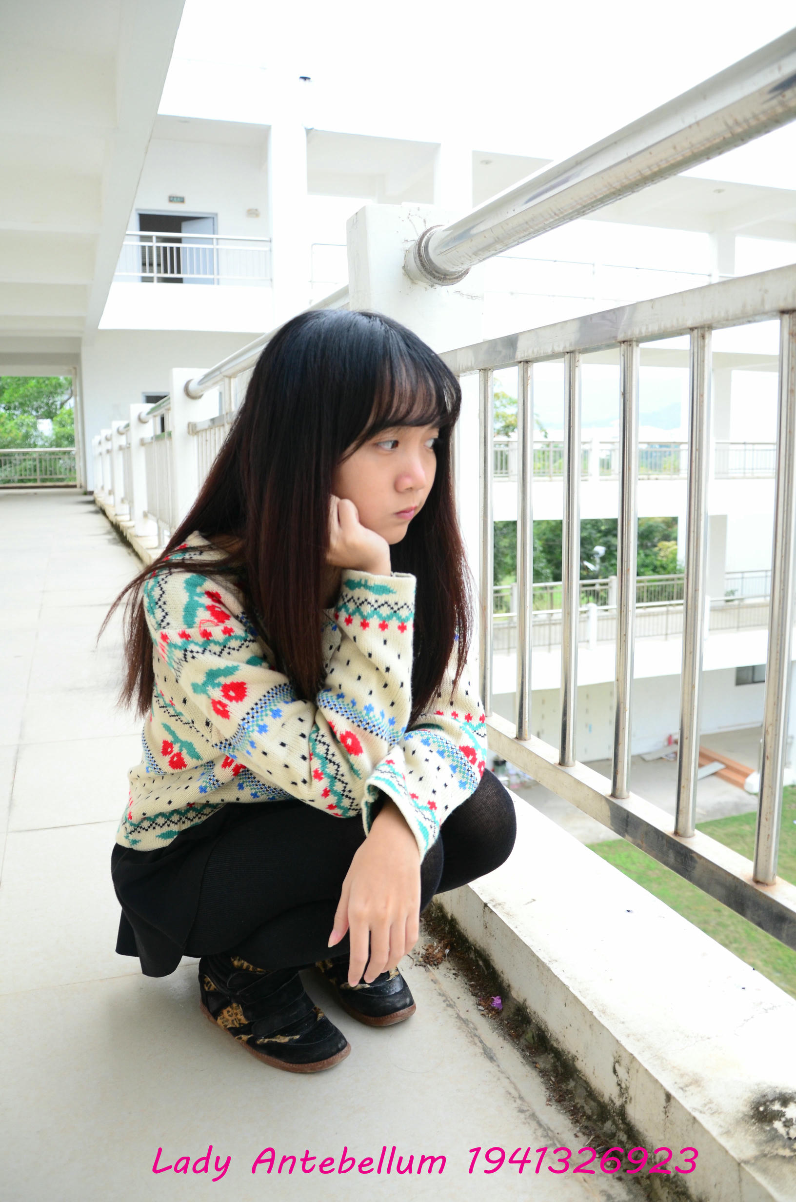 [战前女神] 恋足美腿棉袜女神级摄影套图 074 [89P-183MB]_第1集