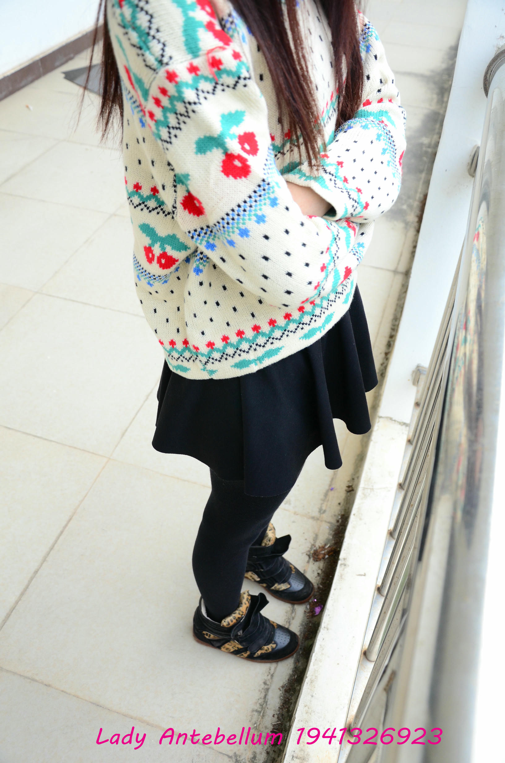 [战前女神] 恋足美腿棉袜女神级摄影套图 074 [89P-183MB]_第1集