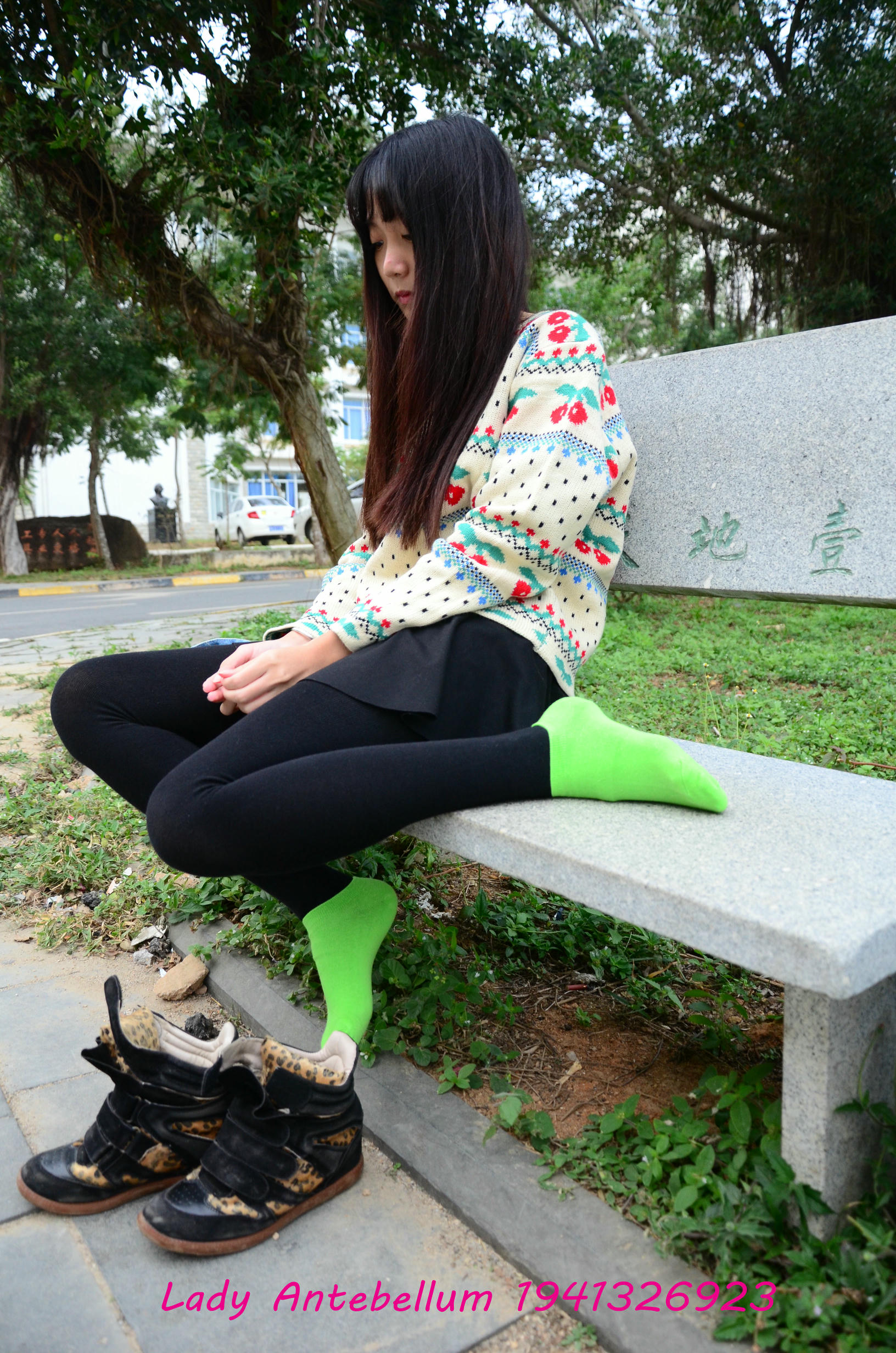 [战前女神] 恋足美腿棉袜女神级摄影套图 074 [89P-183MB]_第3集