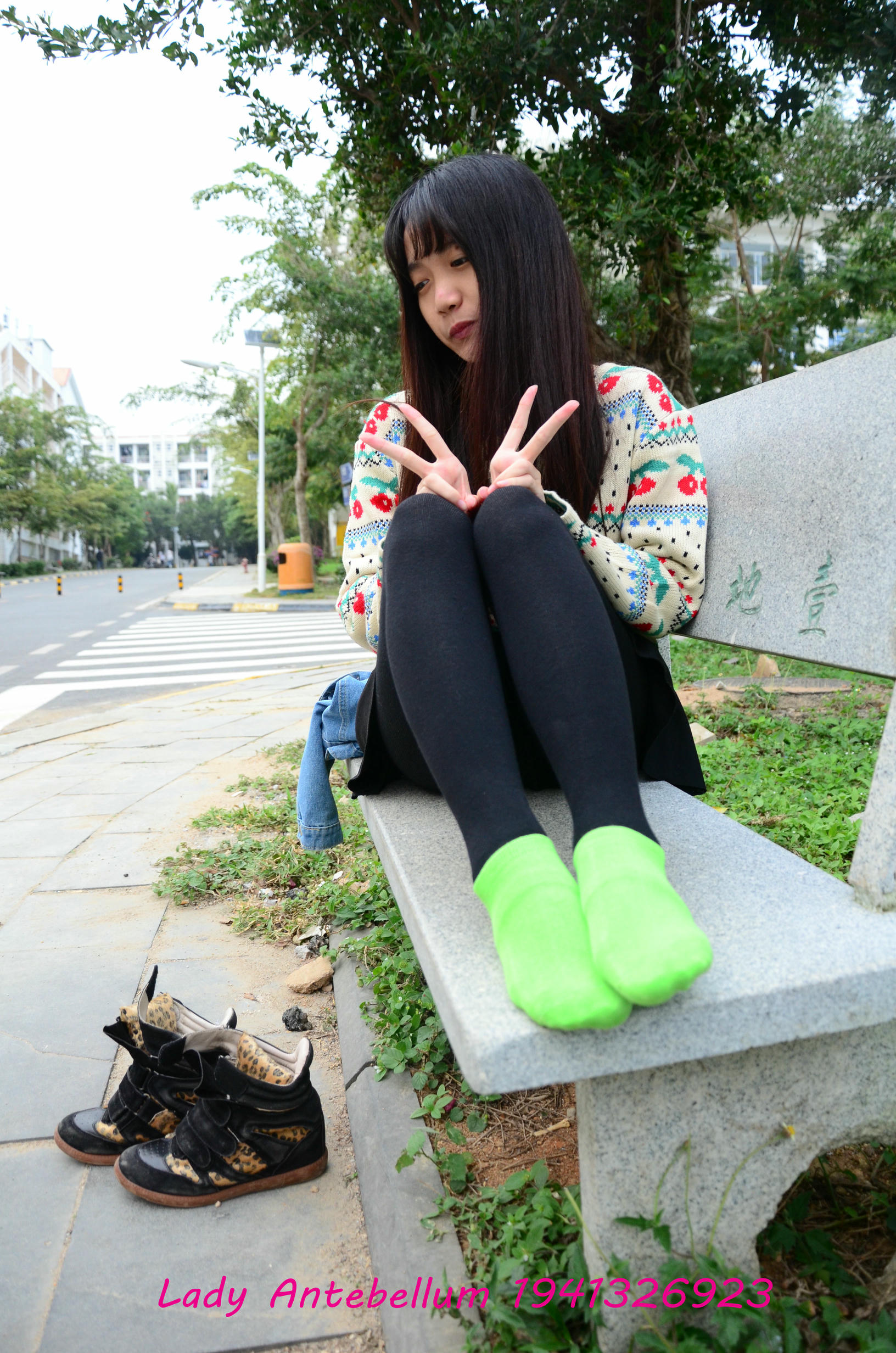 [战前女神] 恋足美腿棉袜女神级摄影套图 074 [89P-183MB]_第4集