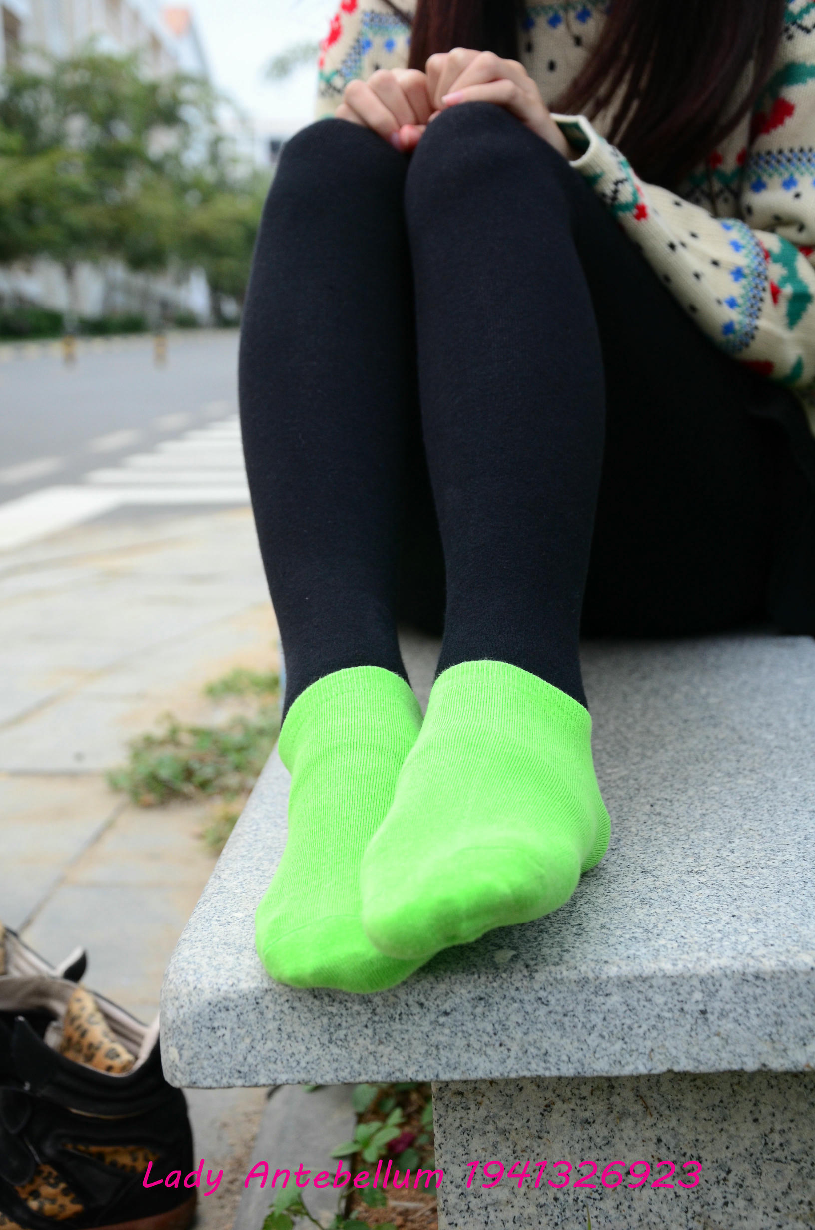 [战前女神] 恋足美腿棉袜女神级摄影套图 074 [89P-183MB]_第4集