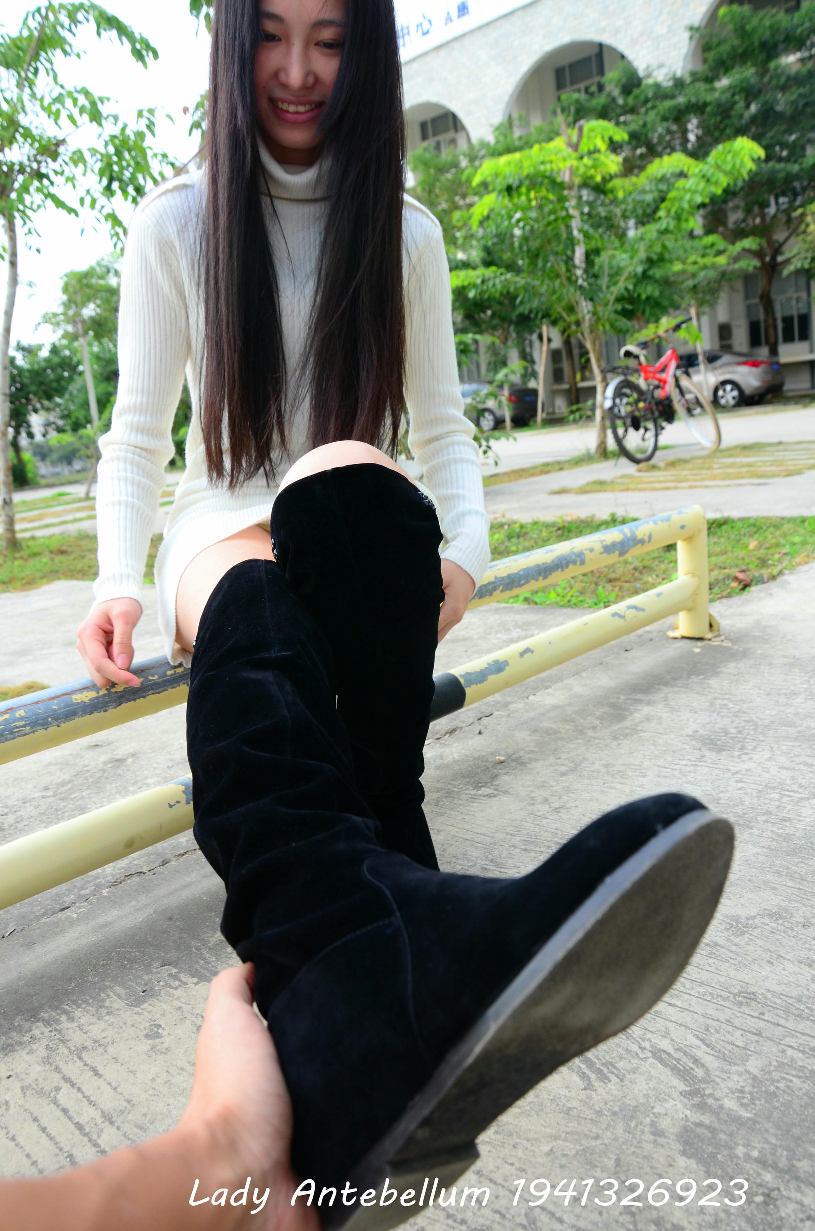 [战前女神] 恋足美腿棉袜女神级摄影套图 075 [109P-218MB]_第2集