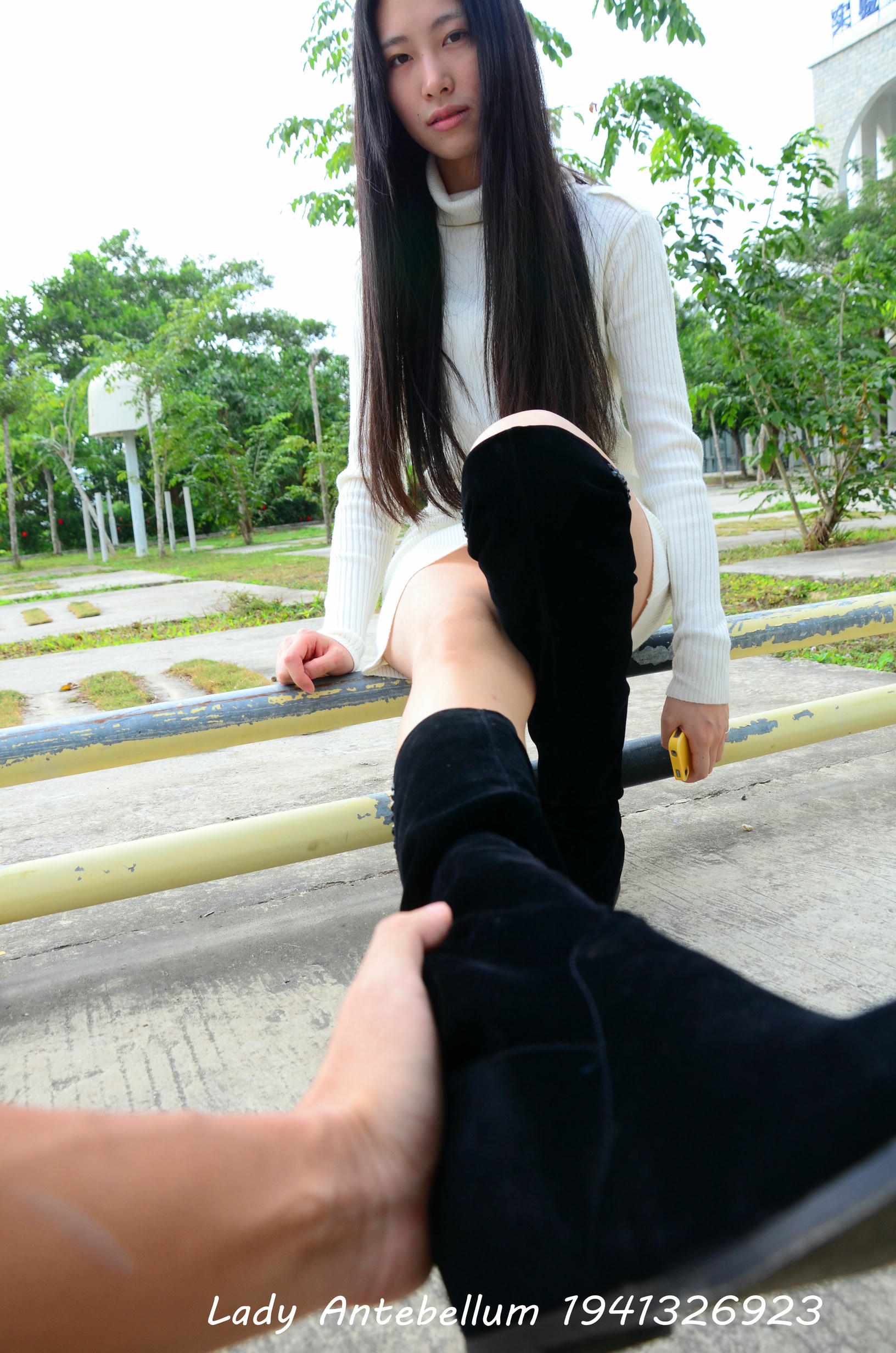 [战前女神] 恋足美腿棉袜女神级摄影套图 075 [109P-218MB]_第2集