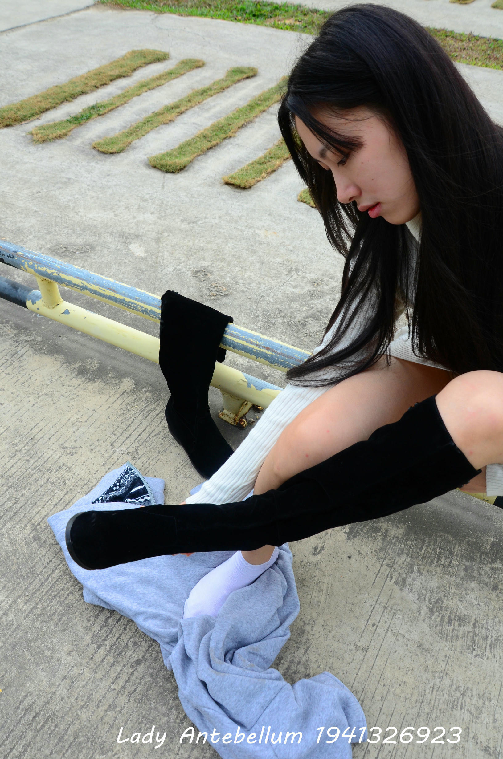 [战前女神] 恋足美腿棉袜女神级摄影套图 075 [109P-218MB]_第3集