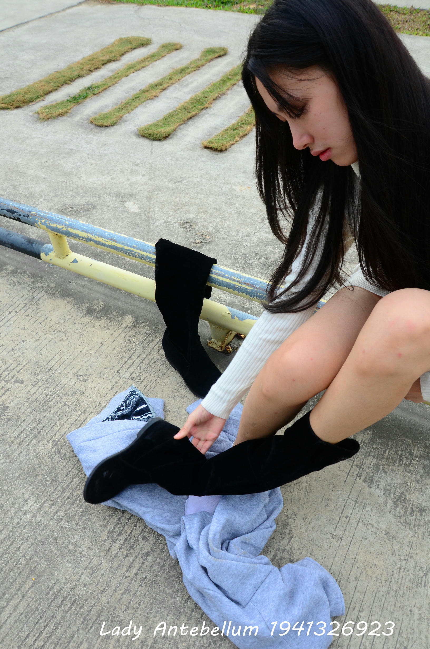 [战前女神] 恋足美腿棉袜女神级摄影套图 075 [109P-218MB]_第3集